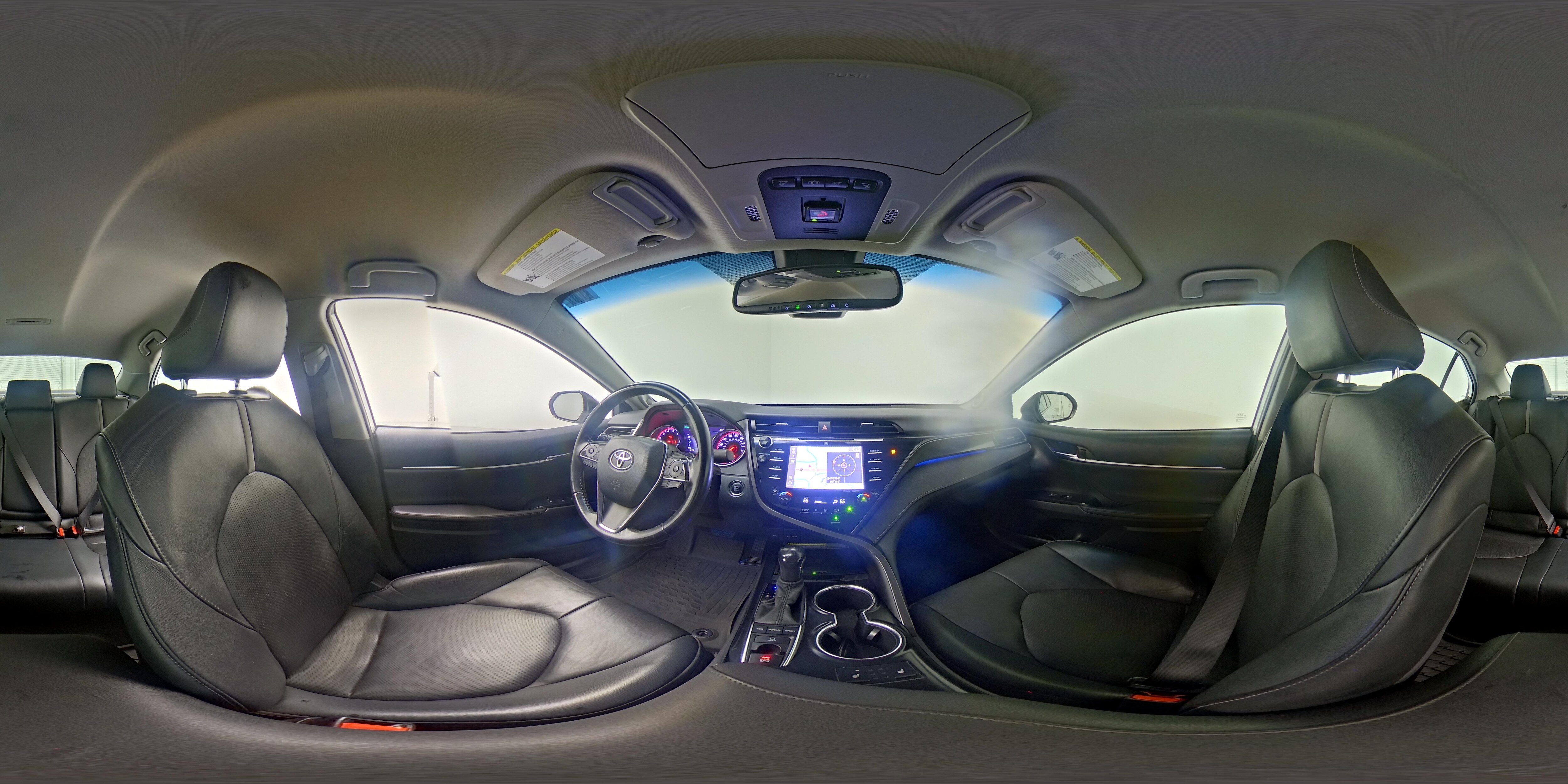 2020 Toyota Camry XSE - Photo 23