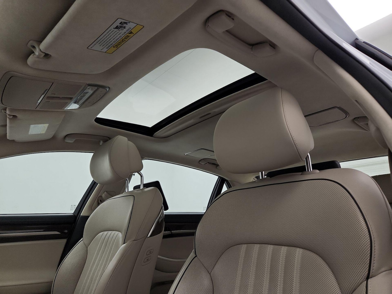 Sunroof(s) & Overhead Airbags