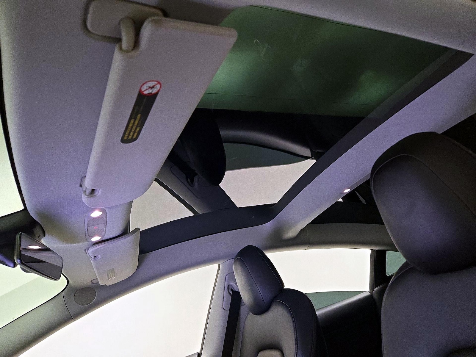 Skylight(s) & Overhead Airbags
