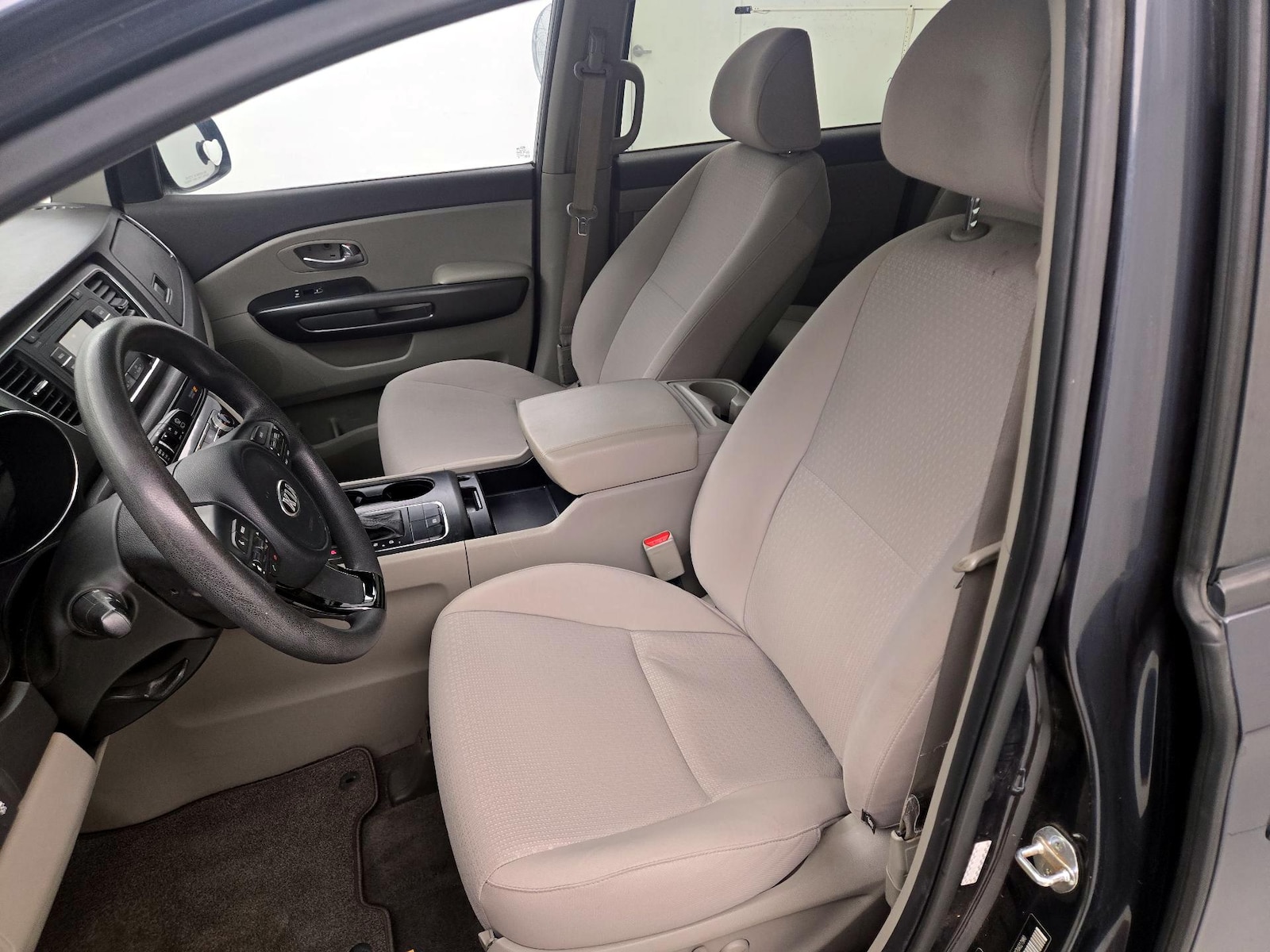 Power Seat(s) & Side Airbags
