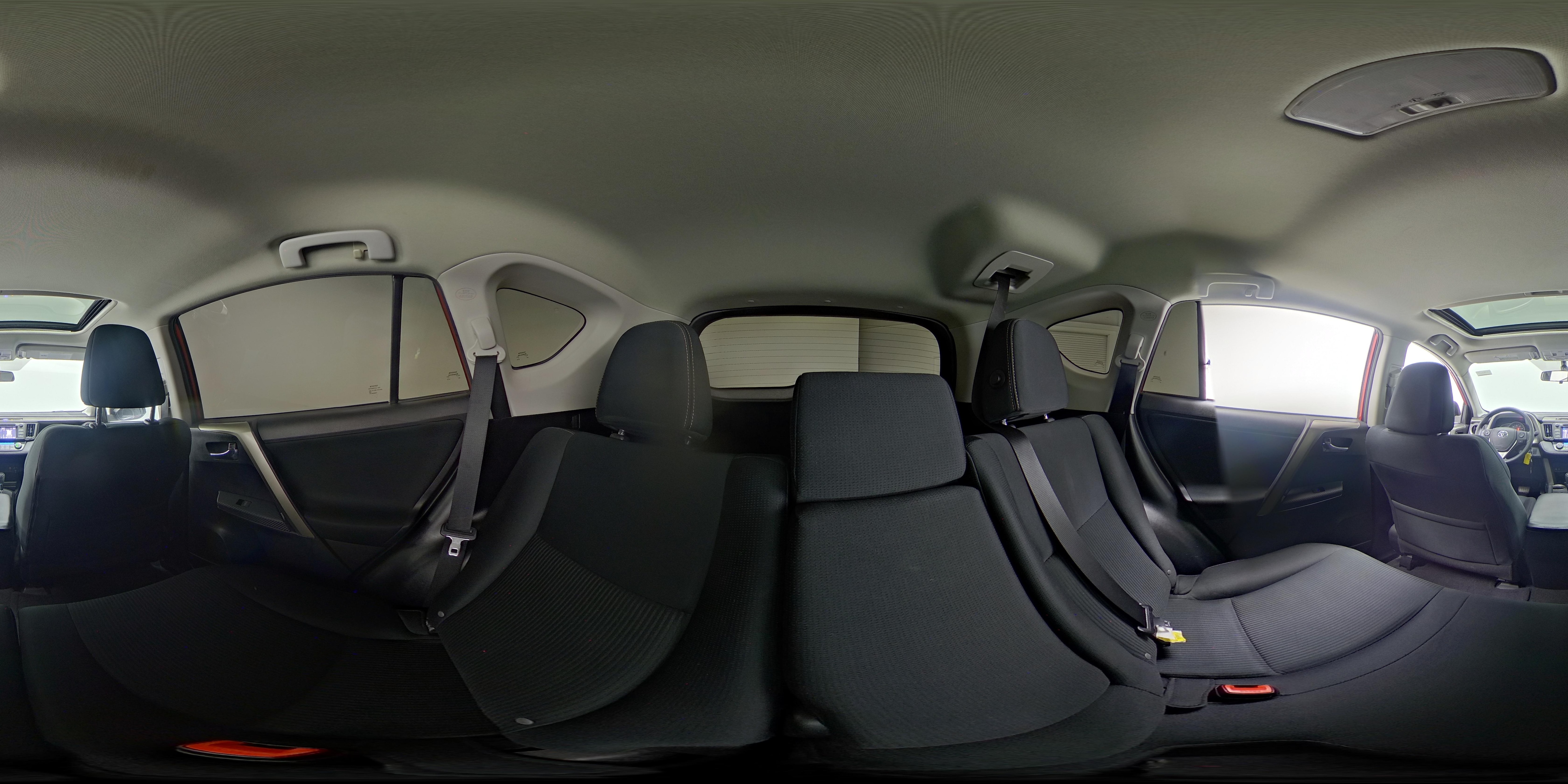 2015 Toyota RAV4 XLE - Photo 26