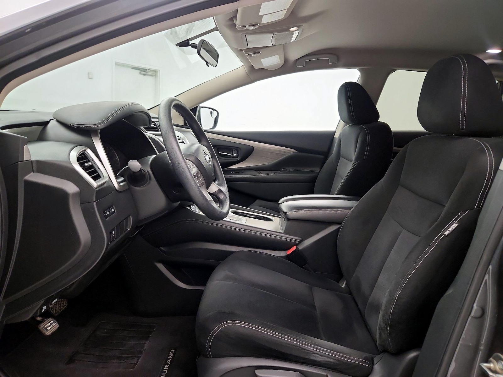 Power Seat(s) & Side Airbags