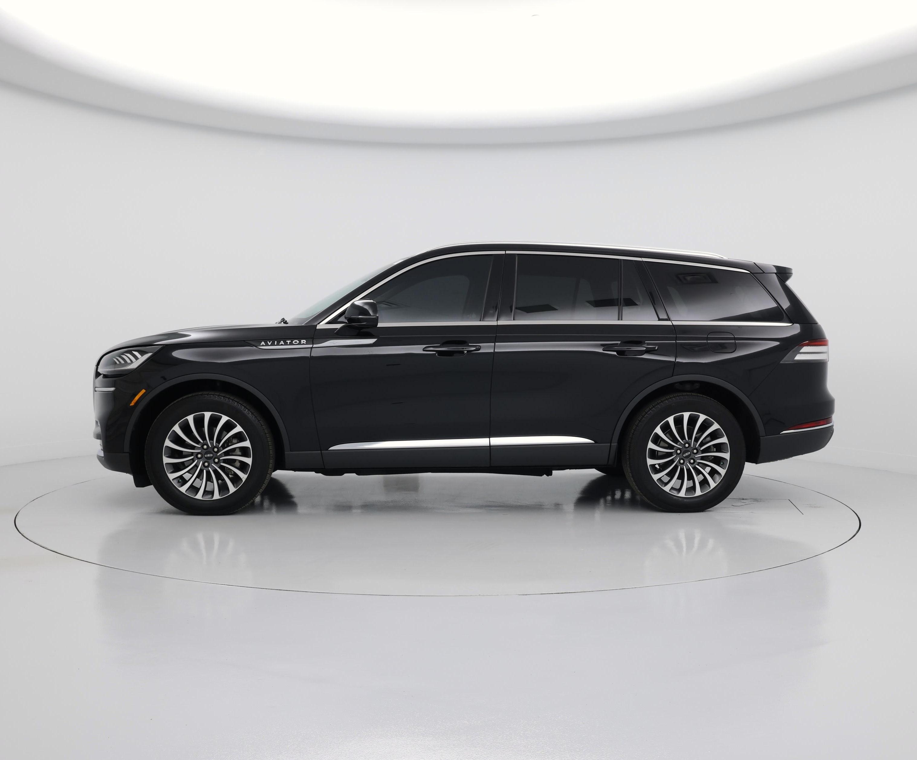 Thumbnail: 2024 Lincoln Aviator - 3