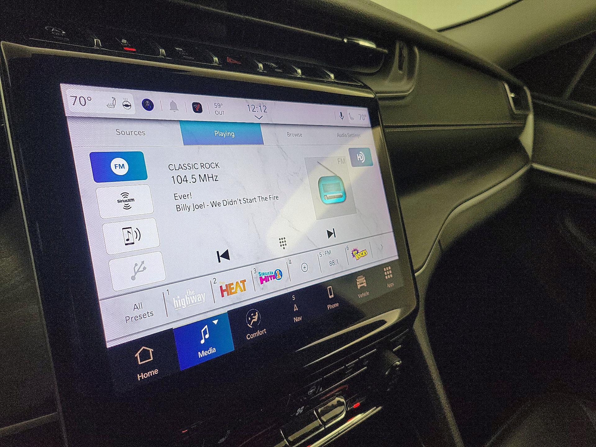 Thumbnail: 2023 Jeep Grand Cherokee - 16