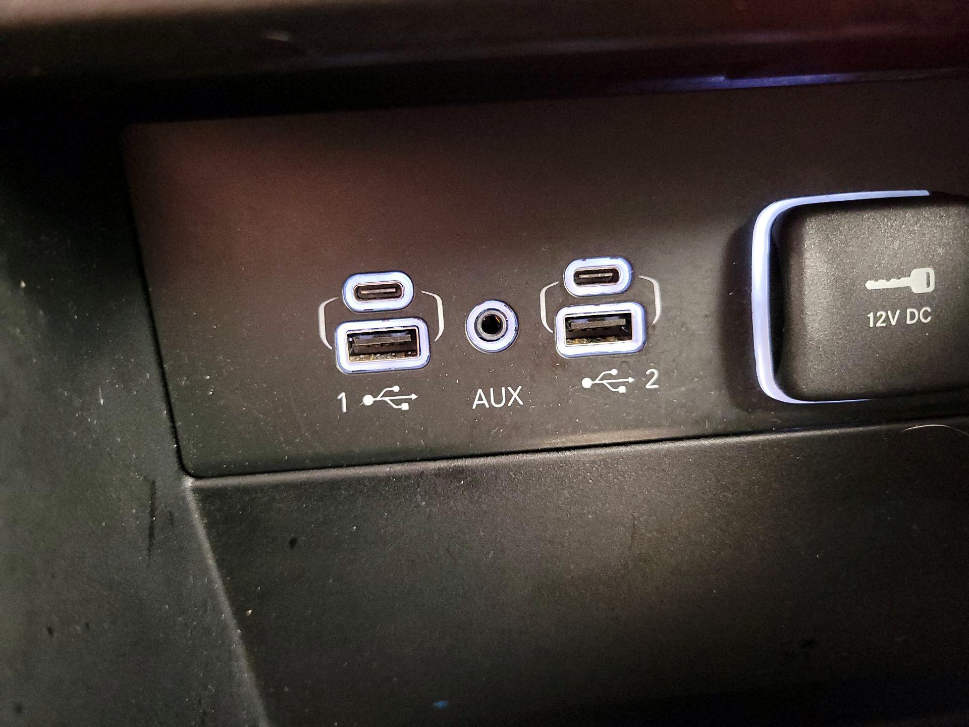 Thumbnail: 2023 Jeep Grand Cherokee - 19