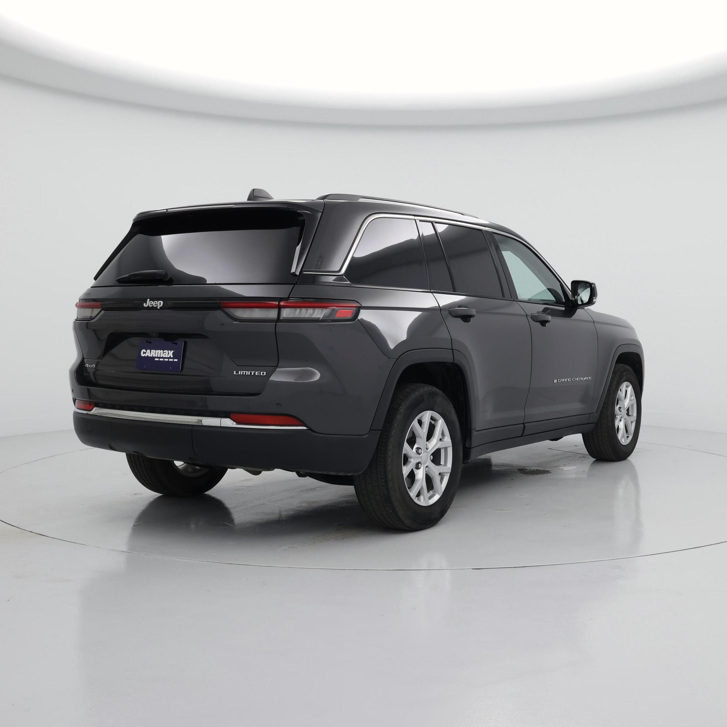 Thumbnail: 2023 Jeep Grand Cherokee - 8