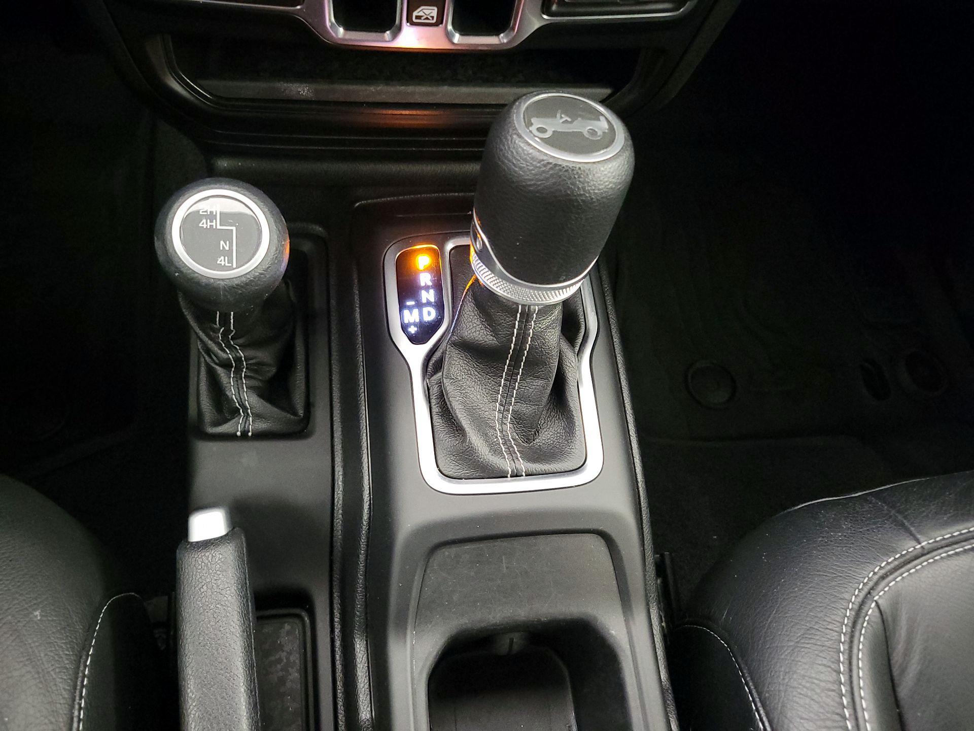 Thumbnail: 2020 Jeep Wrangler - 18