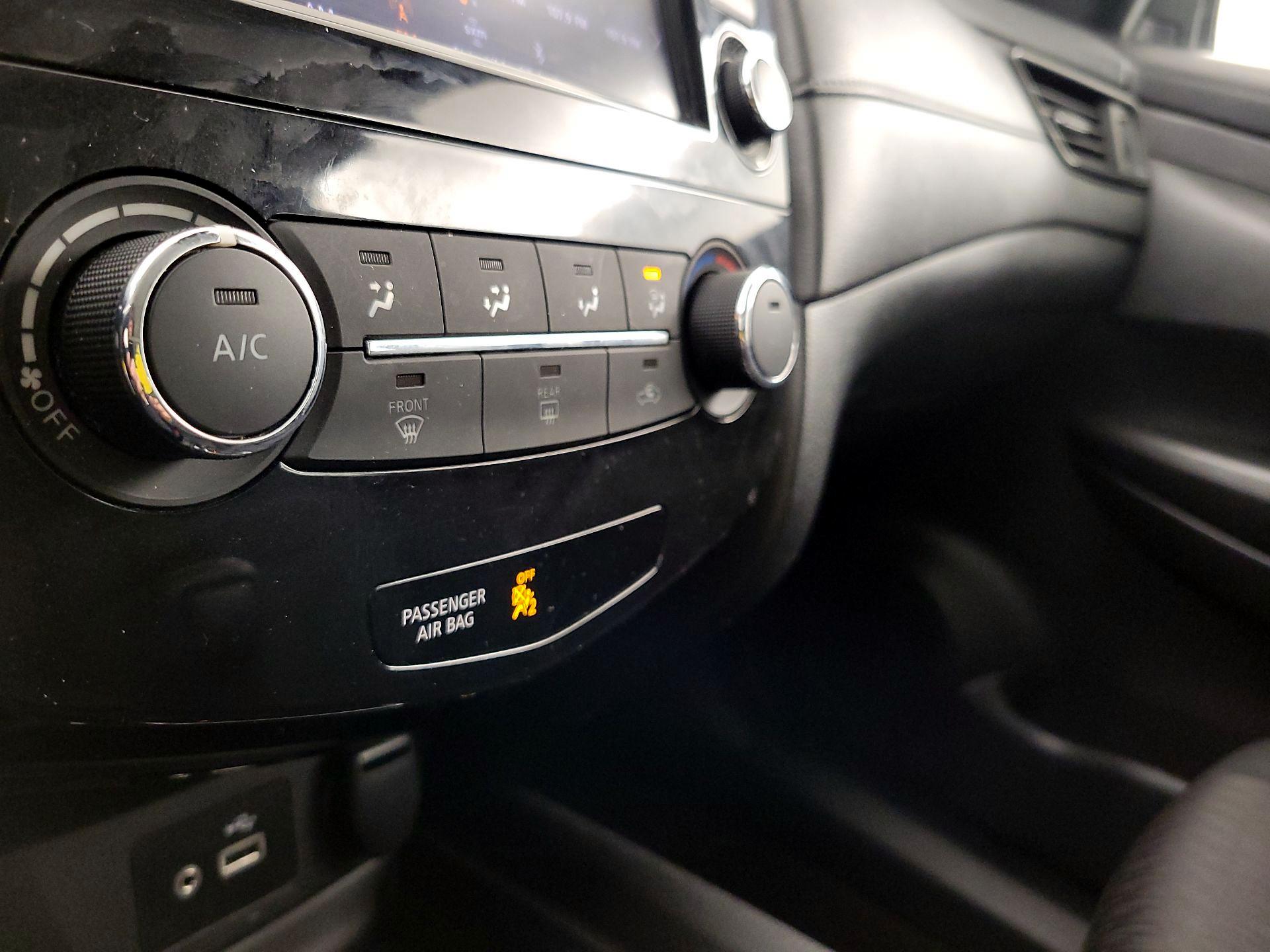 Thumbnail: 2020 Nissan Rogue - 16