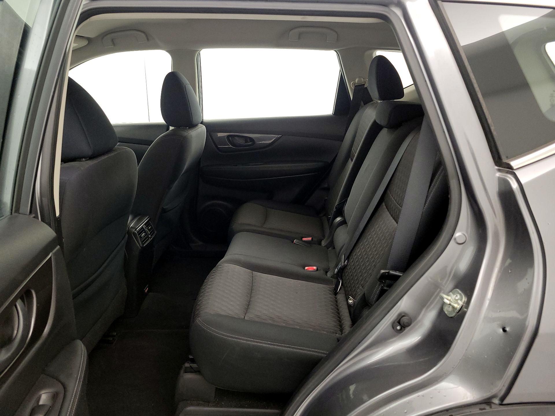 Thumbnail: 2020 Nissan Rogue - 19