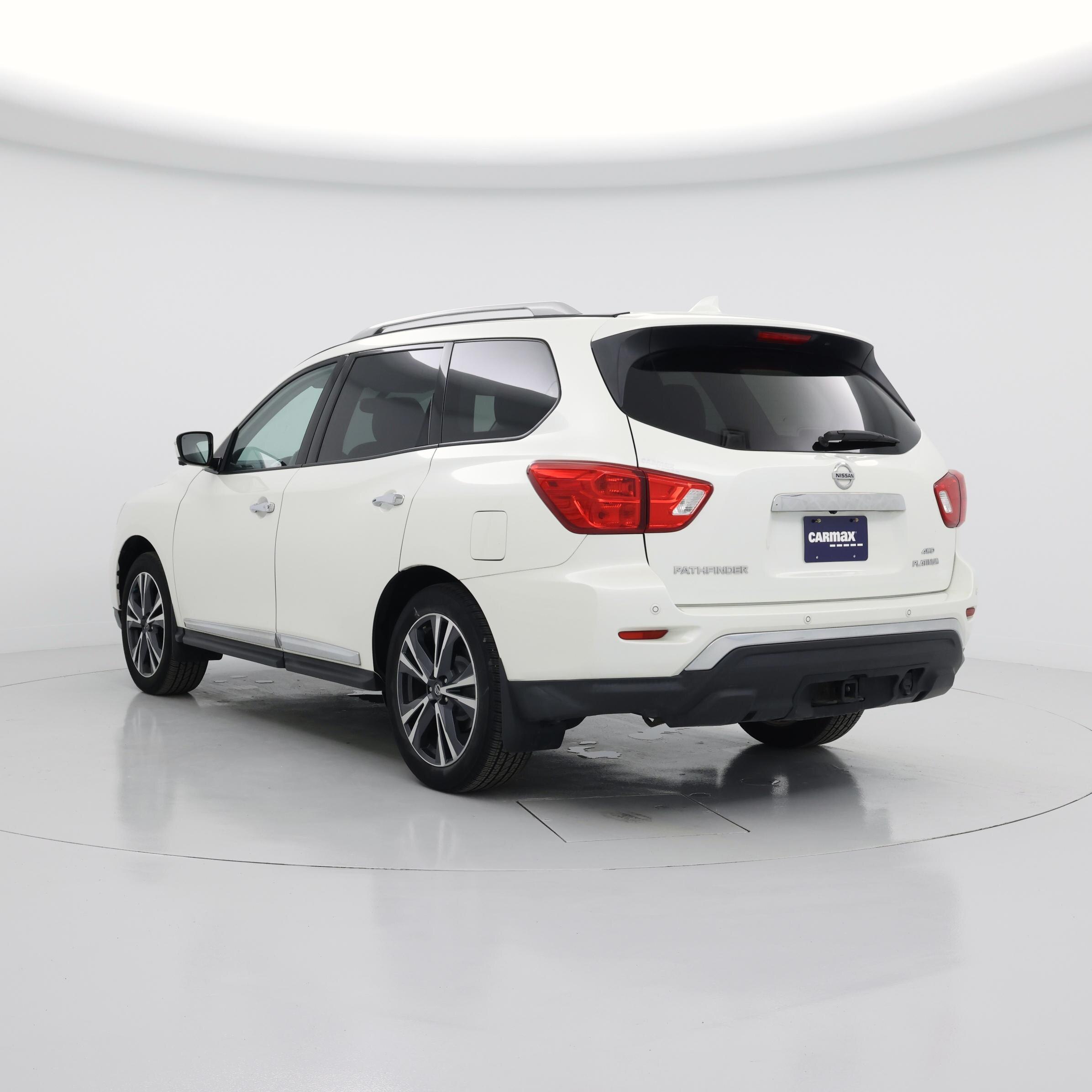 Thumbnail: 2020 Nissan Pathfinder - 2