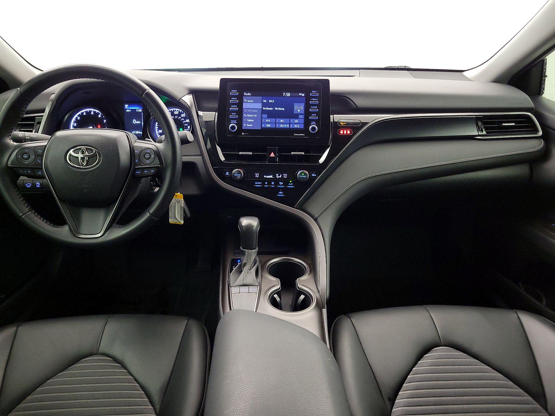 Thumbnail: 2022 Toyota Camry - 9