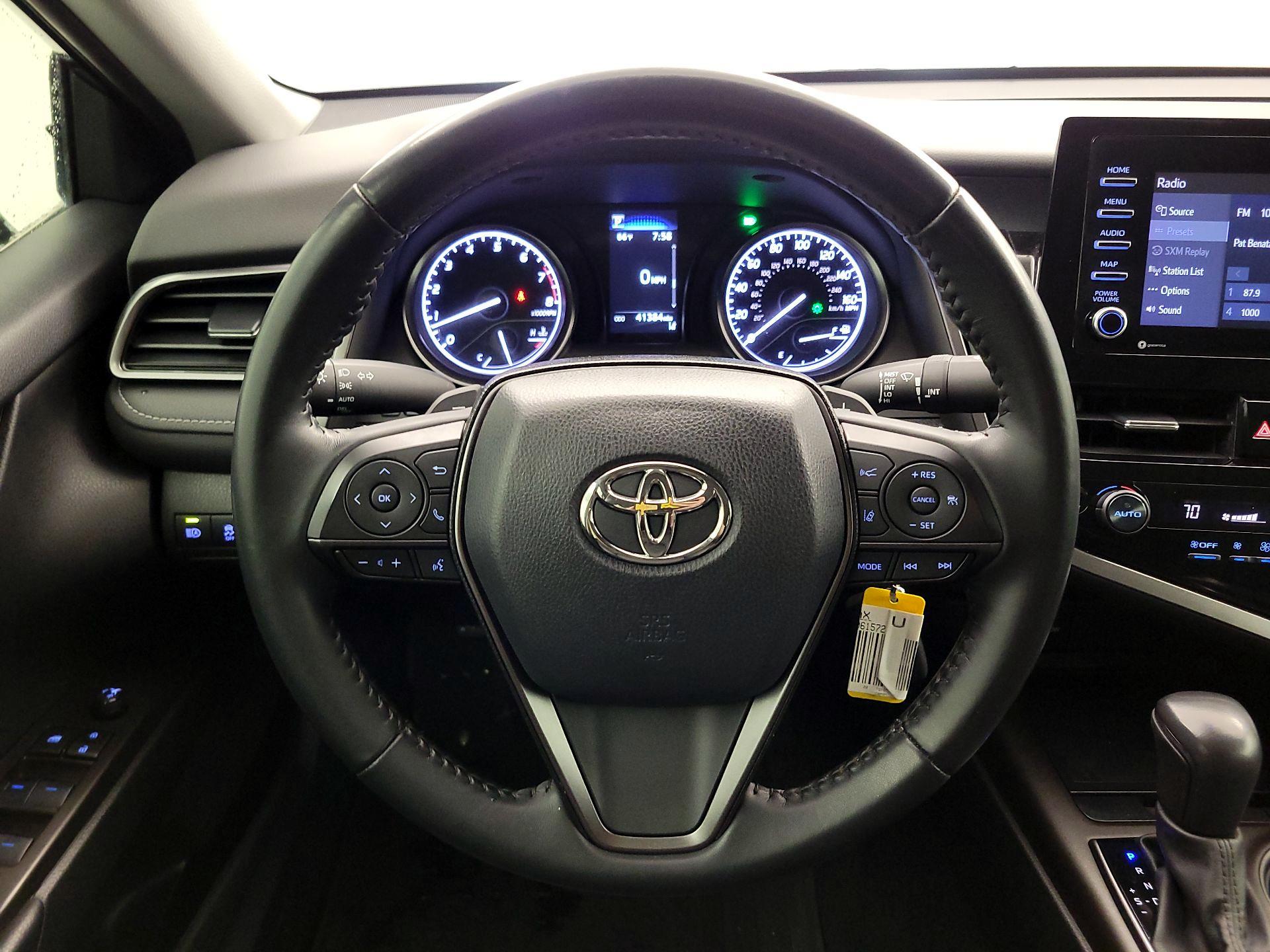 Thumbnail: 2022 Toyota Camry - 10