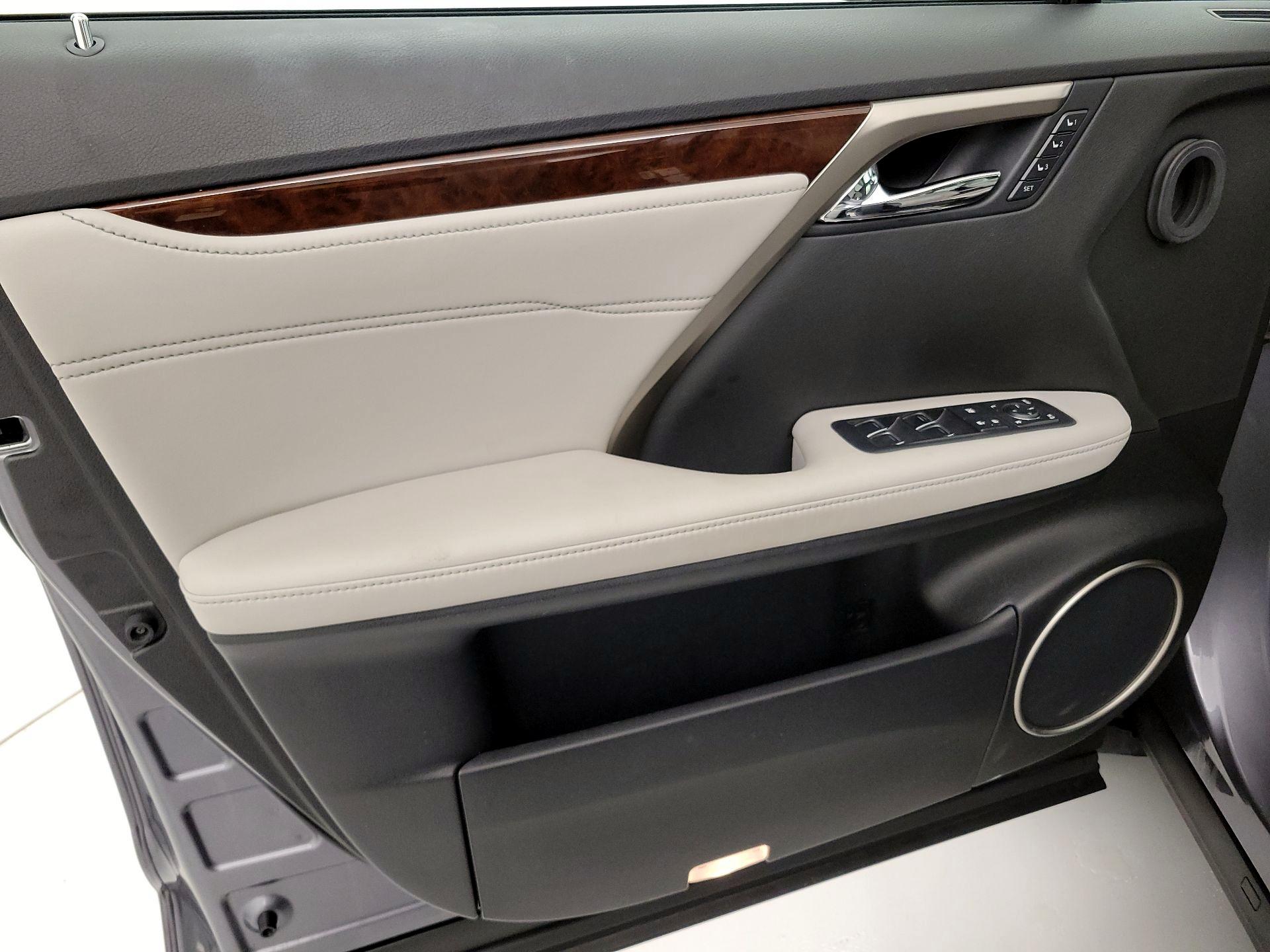 Thumbnail: 2016 Lexus RX - 12