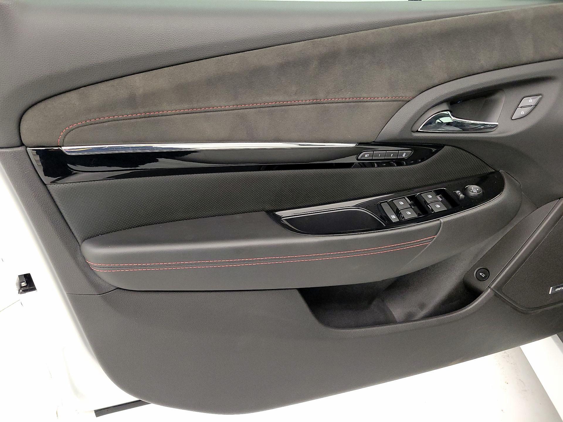 Thumbnail: 2017 Chevrolet  - 12