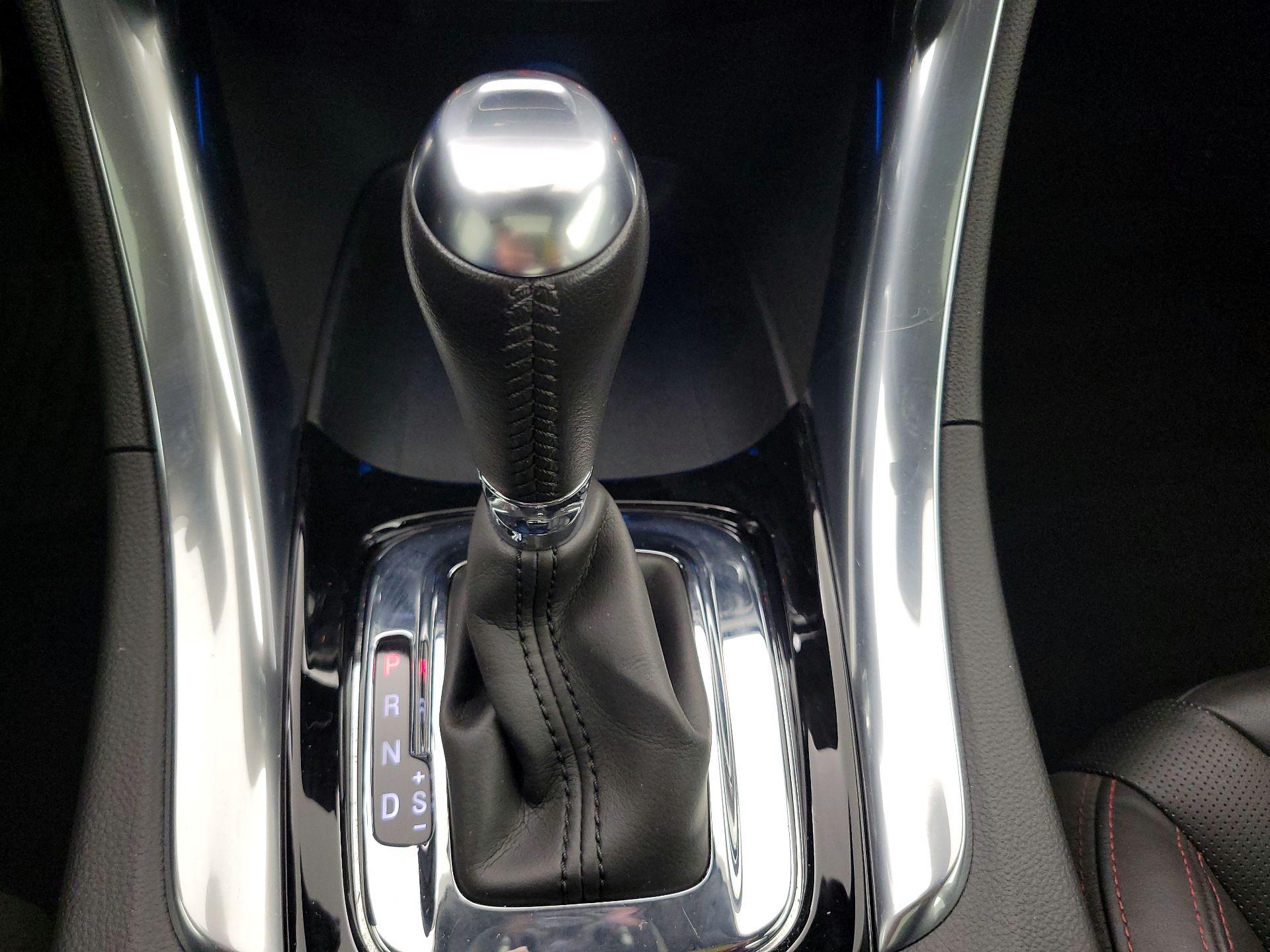 Thumbnail: 2017 Chevrolet  - 17