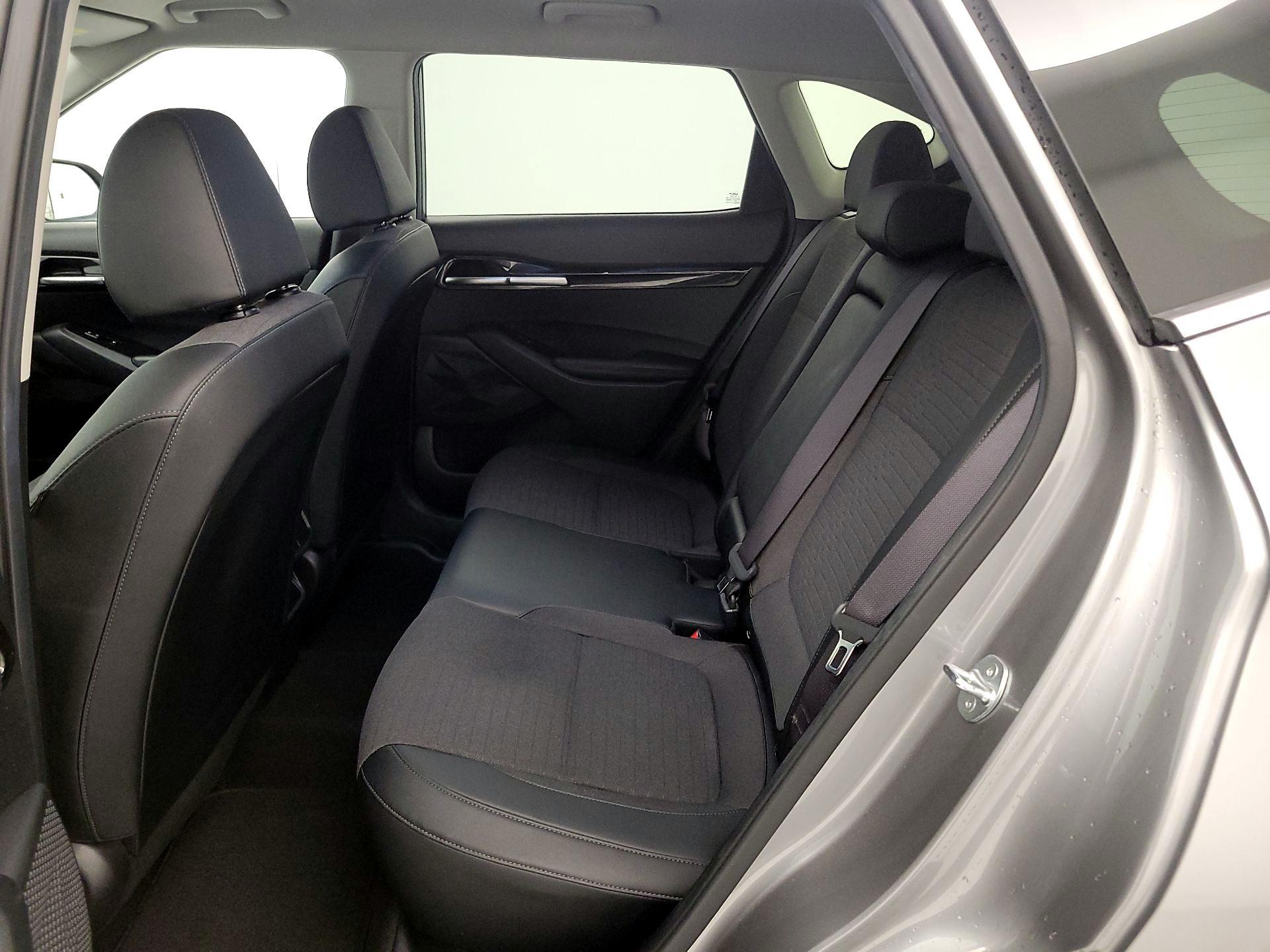 Thumbnail: 2023 Kia Seltos - 20