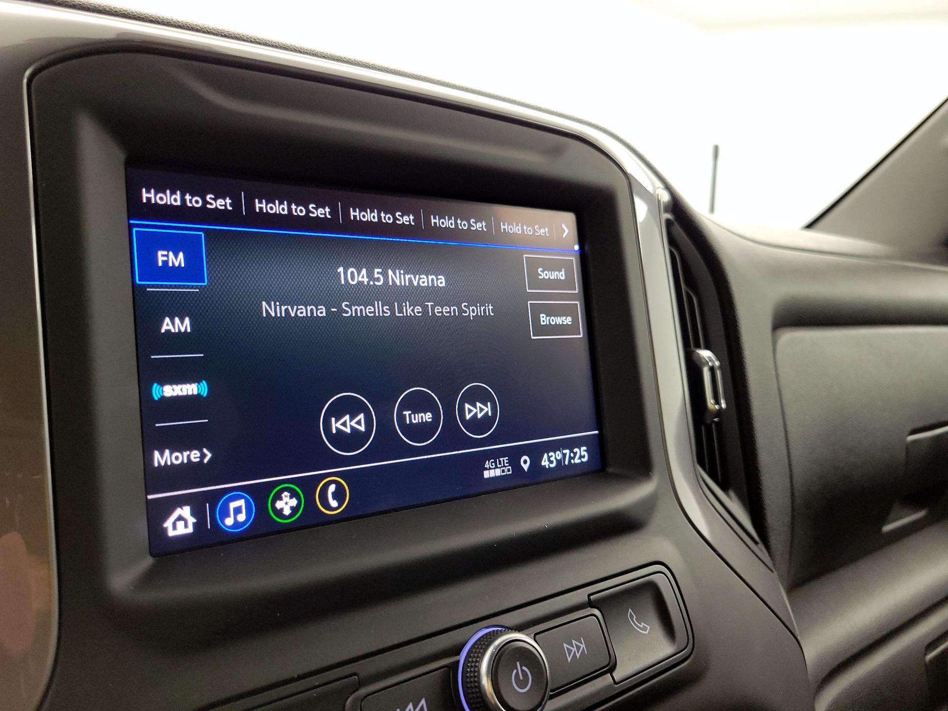 Thumbnail: 2022 Chevrolet Silverado 1500 - 15