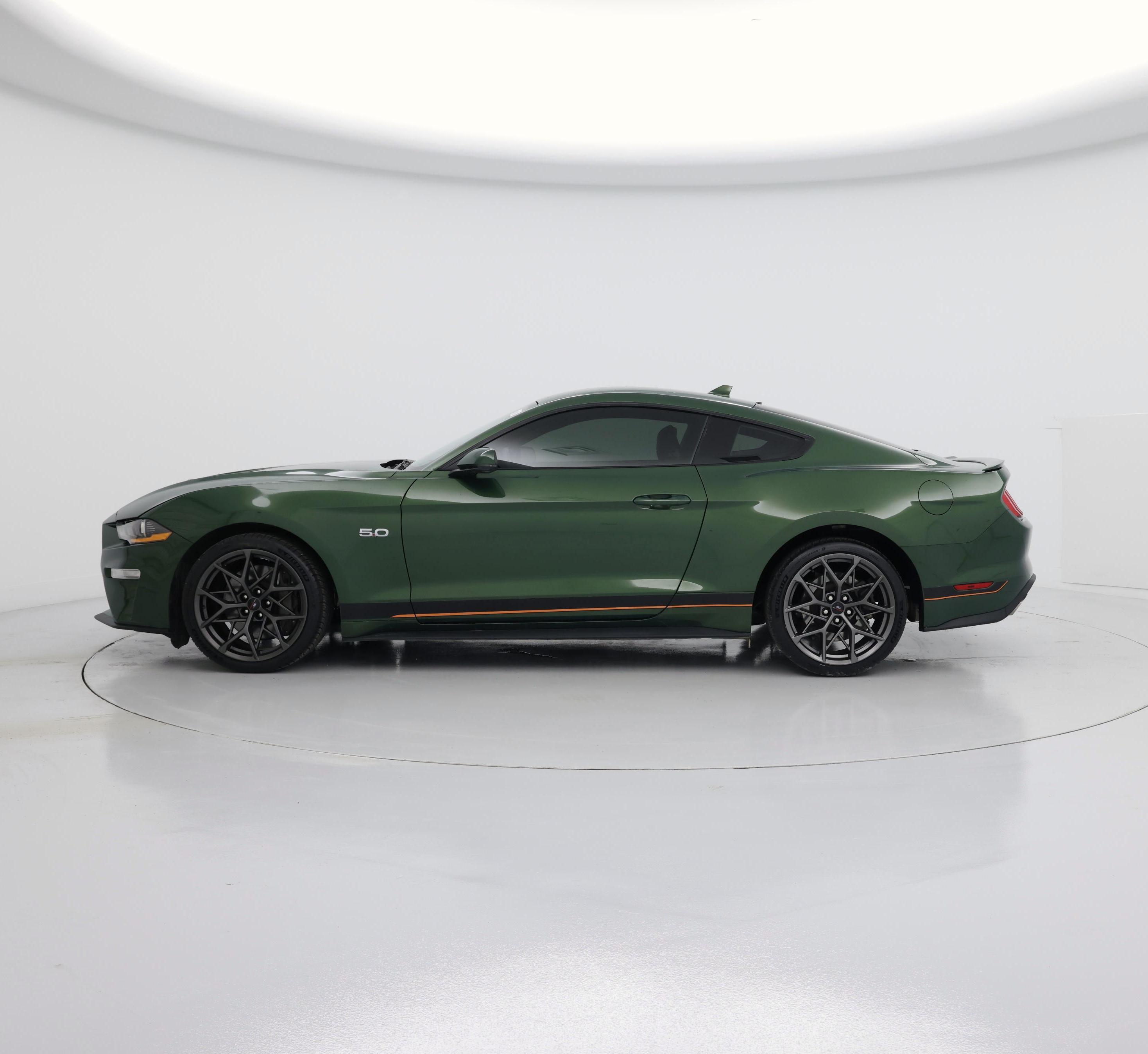 Thumbnail: 2022 Ford Mustang - 3
