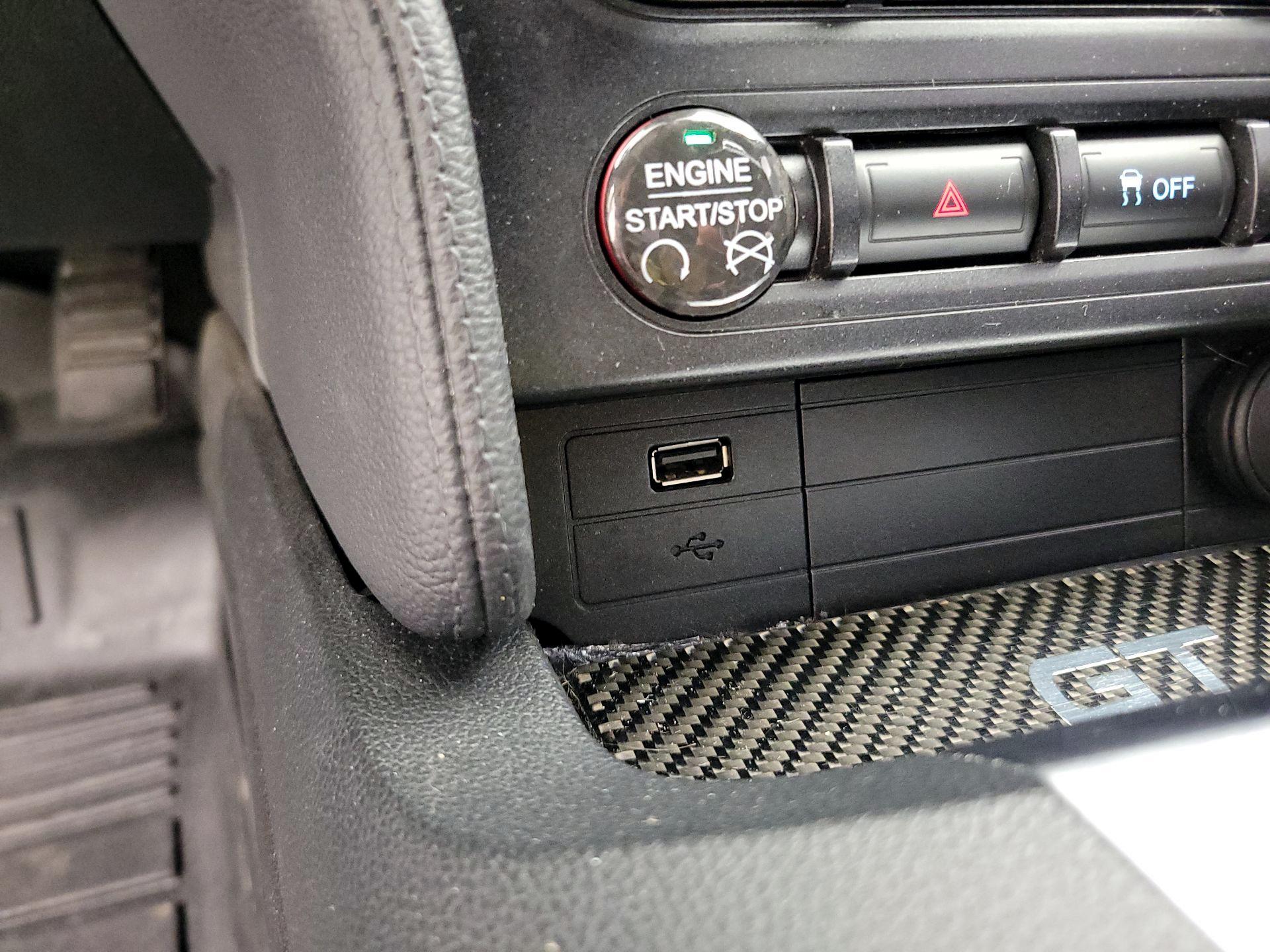 Thumbnail: 2019 Ford Mustang - 18