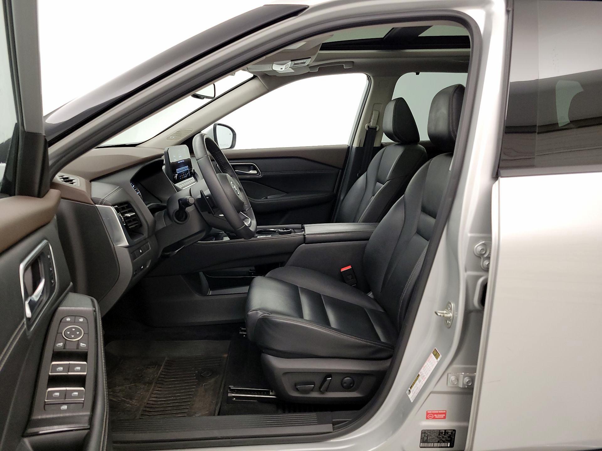 Thumbnail: 2021 Nissan Rogue - 11