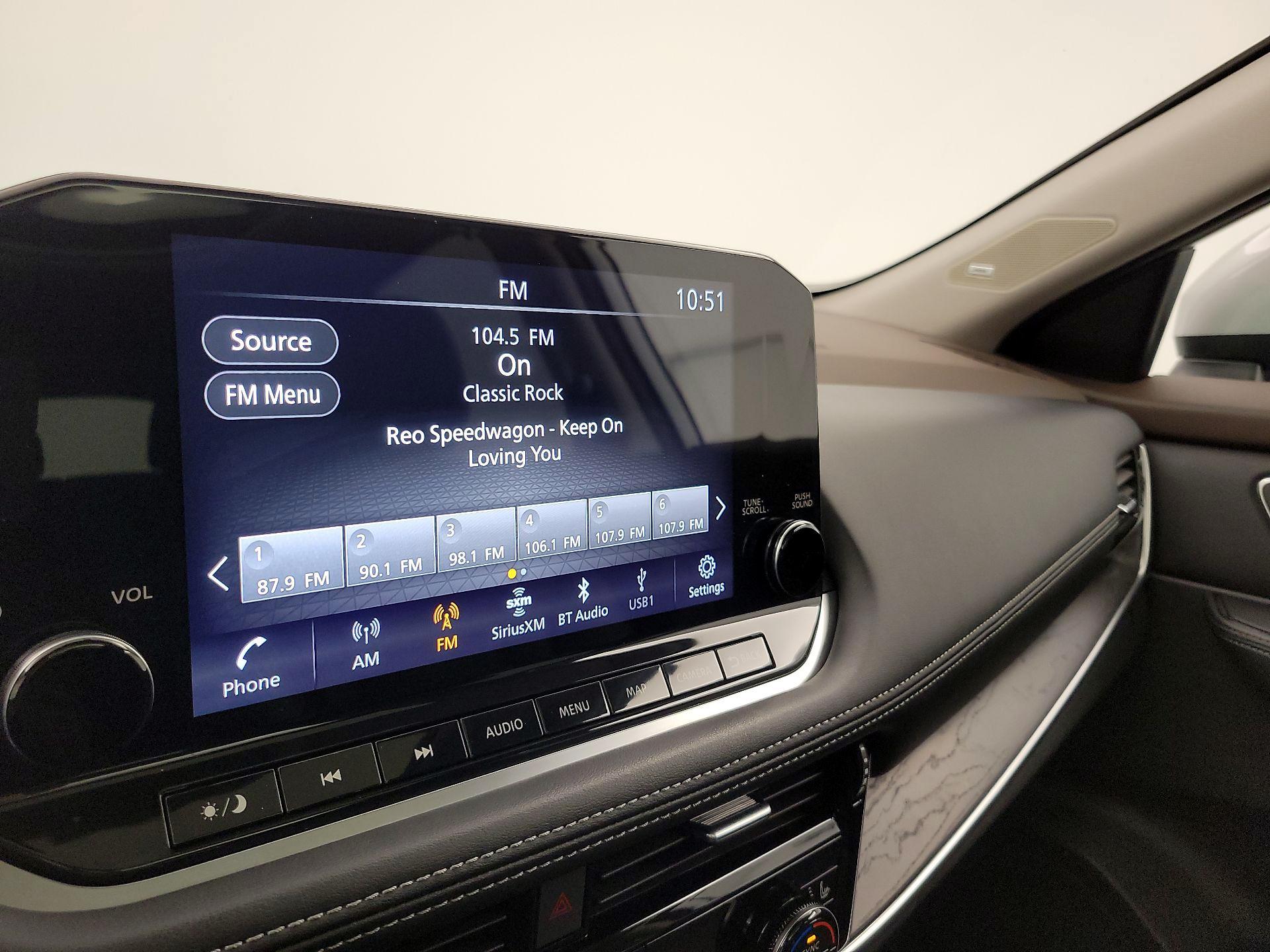 Thumbnail: 2021 Nissan Rogue - 16