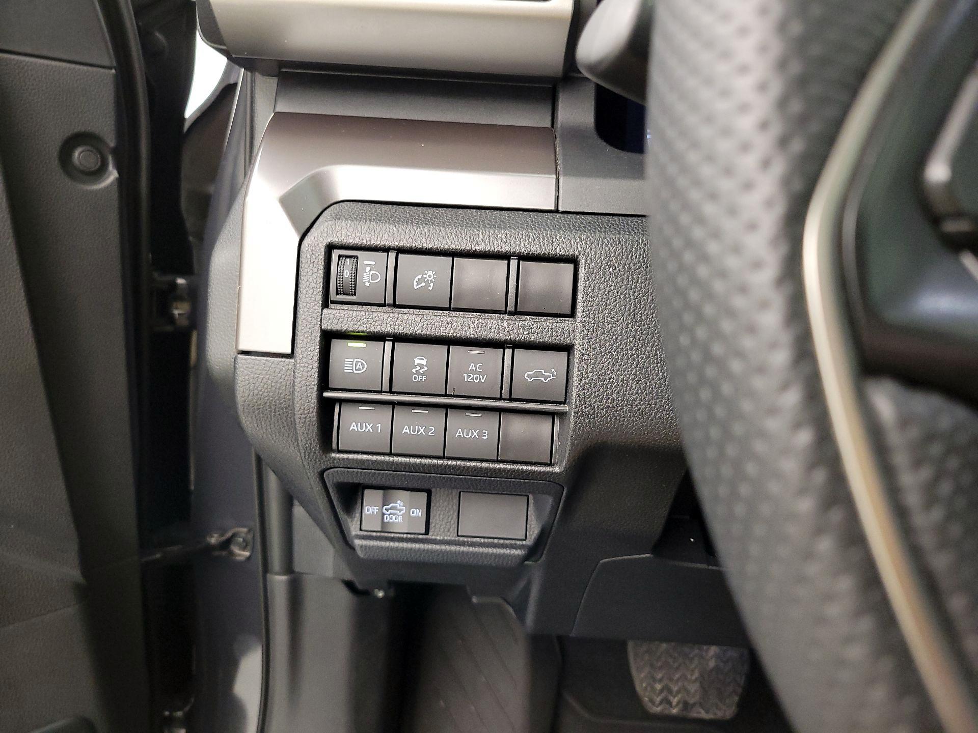 Thumbnail: 2024 Toyota Tacoma - 13