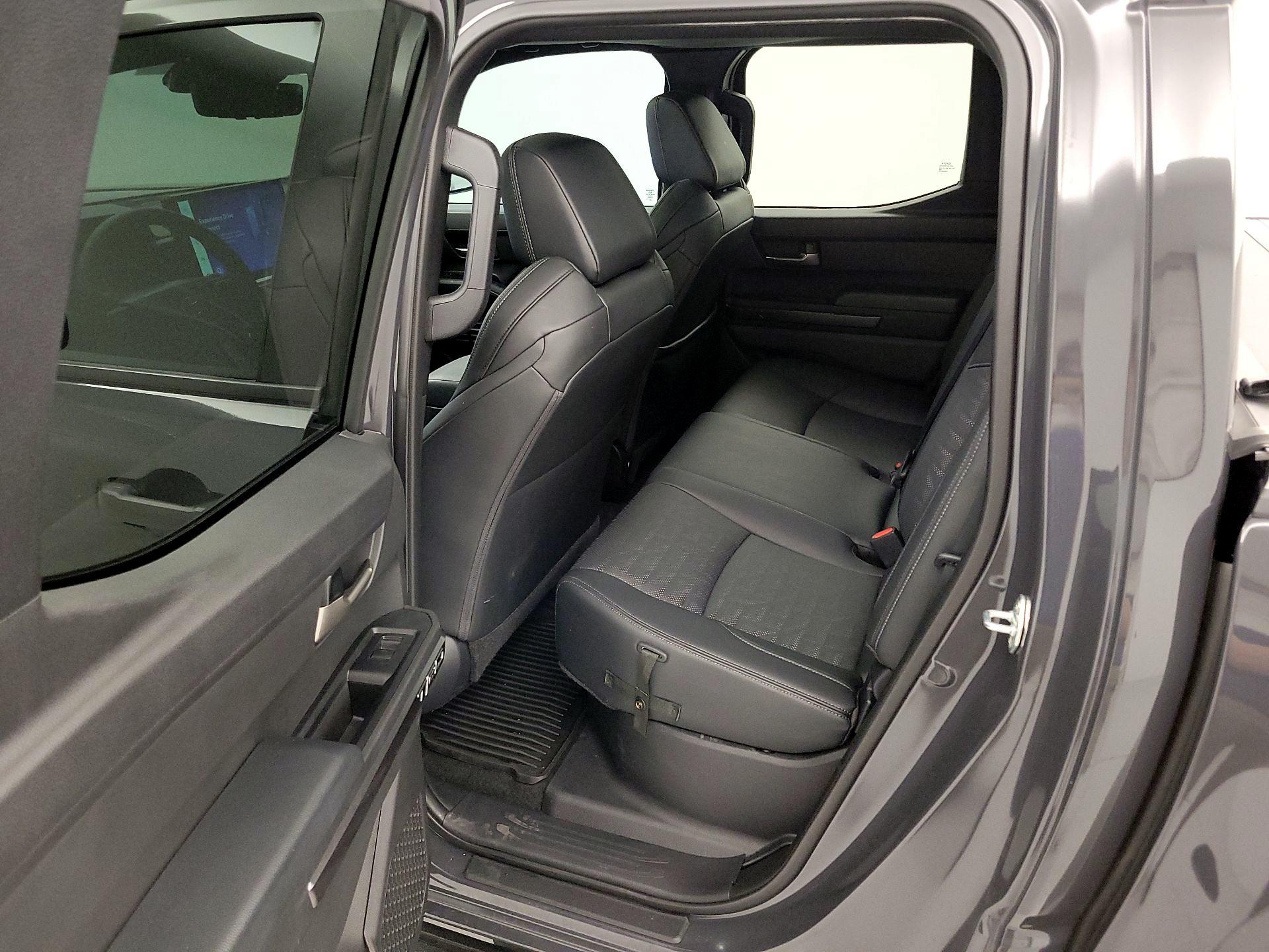 Thumbnail: 2024 Toyota Tacoma - 20