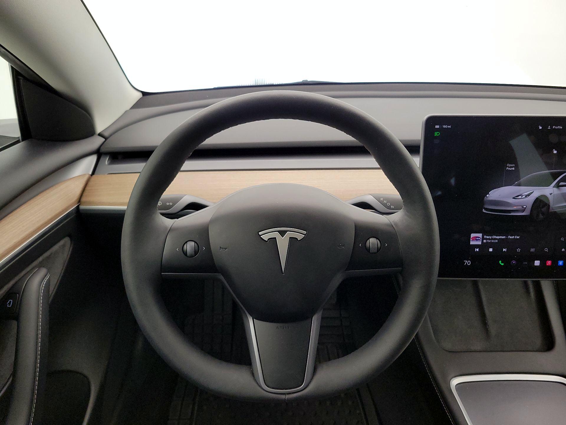 Thumbnail: 2023 Tesla Model 3 - 10