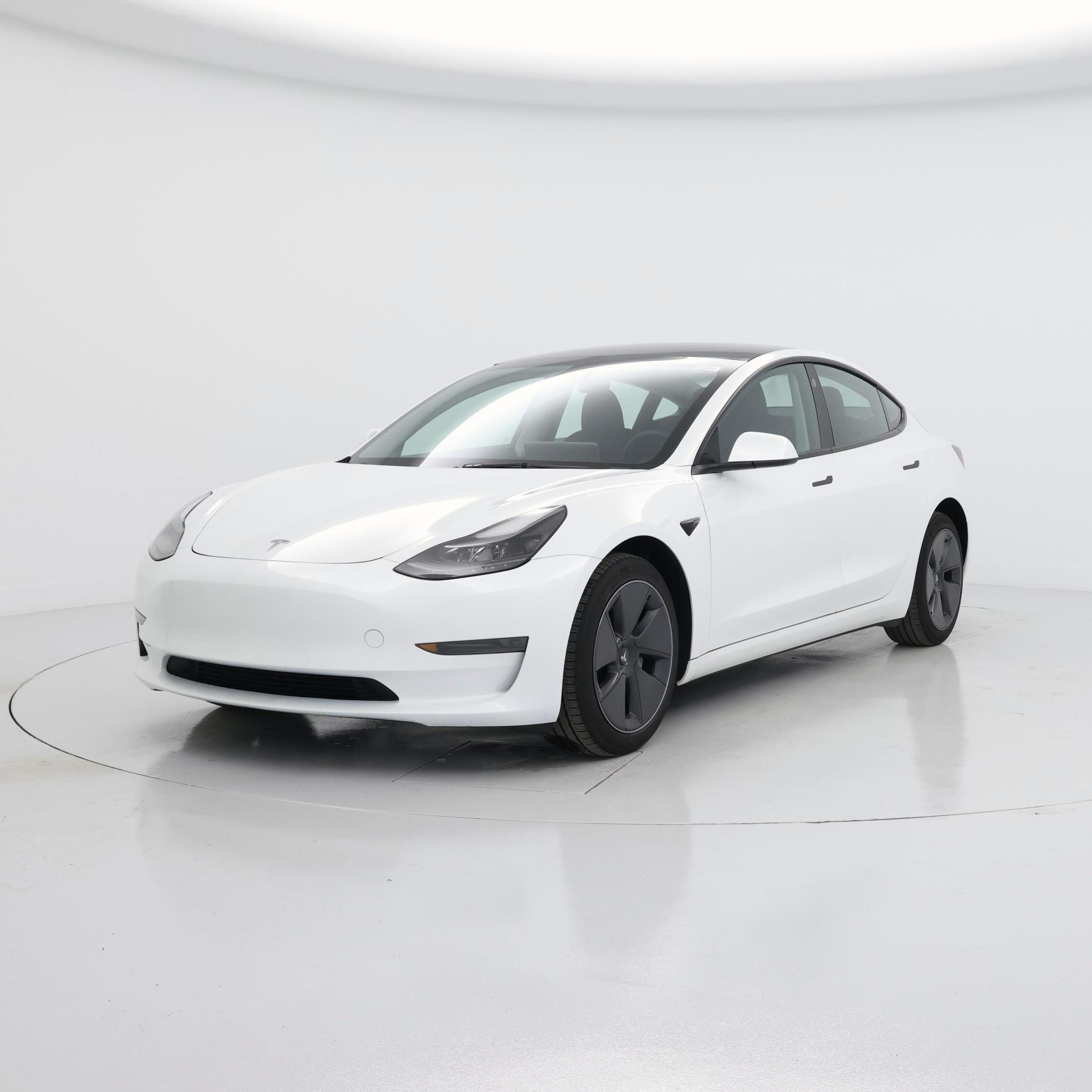 Thumbnail: 2023 Tesla Model 3 - 4