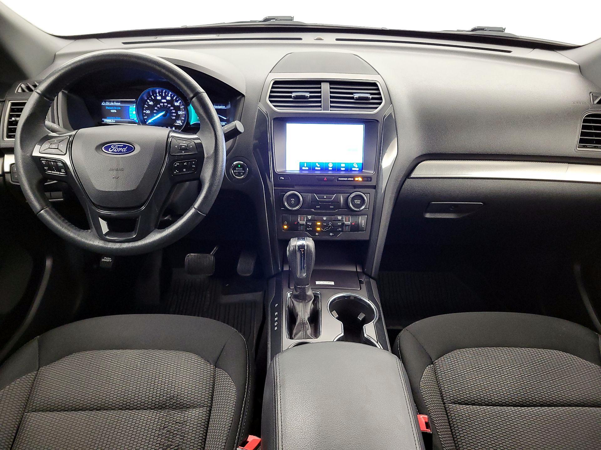 Thumbnail: 2018 Ford Explorer - 9