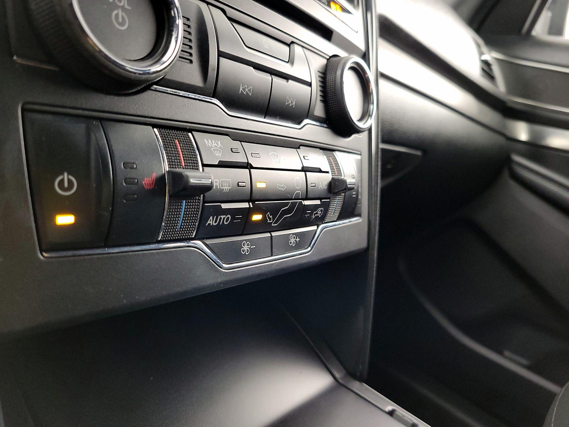 Thumbnail: 2018 Ford Explorer - 17