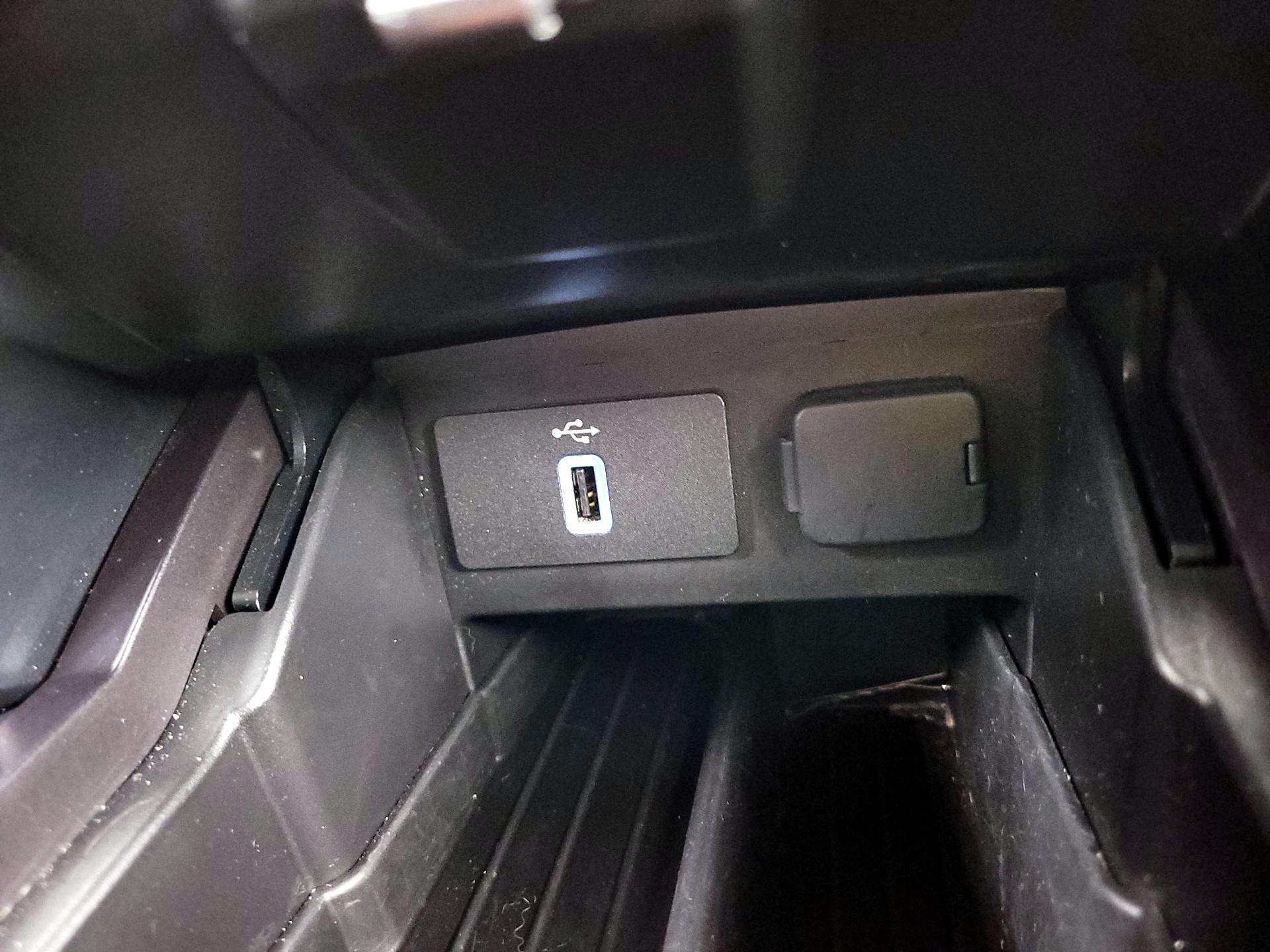 Thumbnail: 2018 Ford Explorer - 19