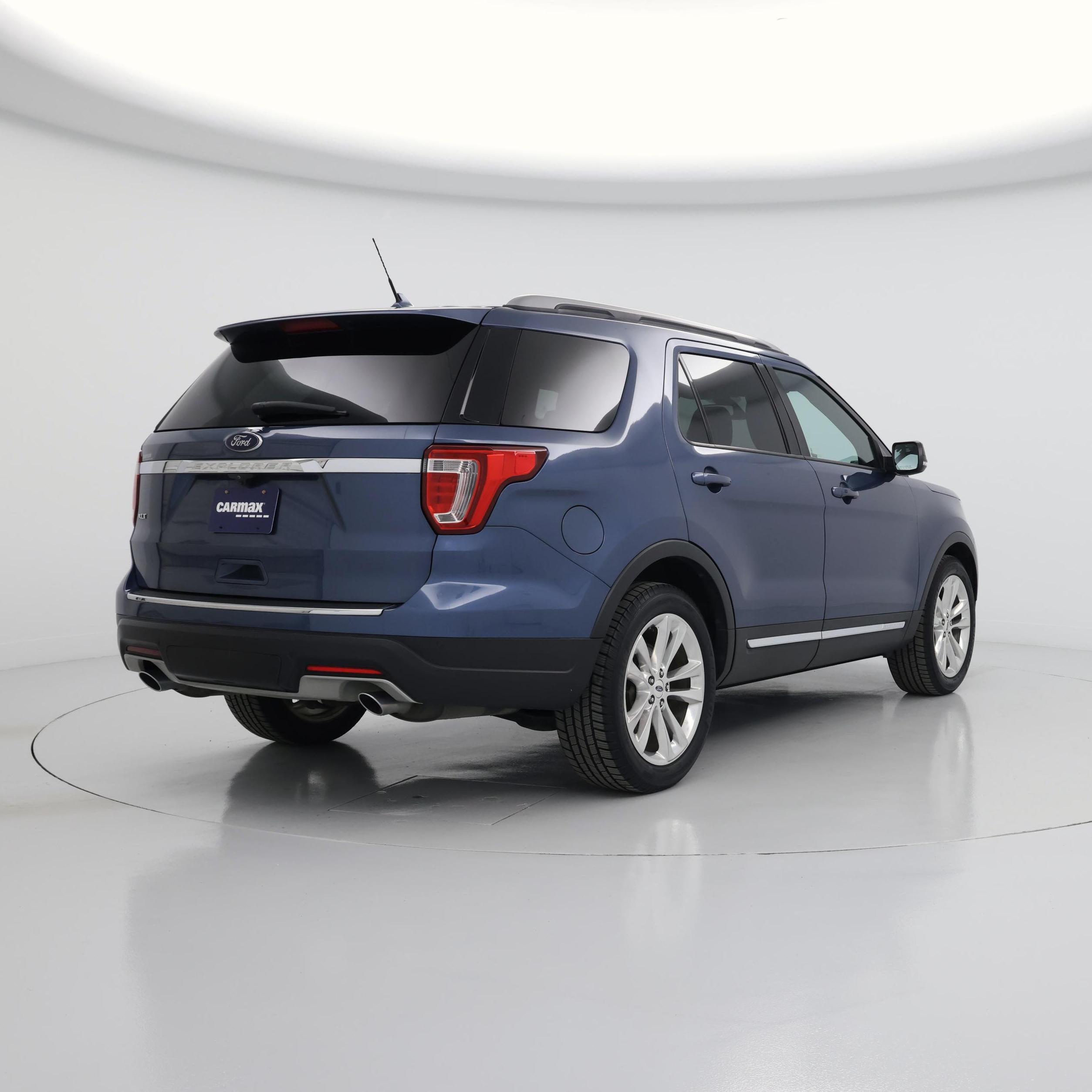 Thumbnail: 2018 Ford Explorer - 8