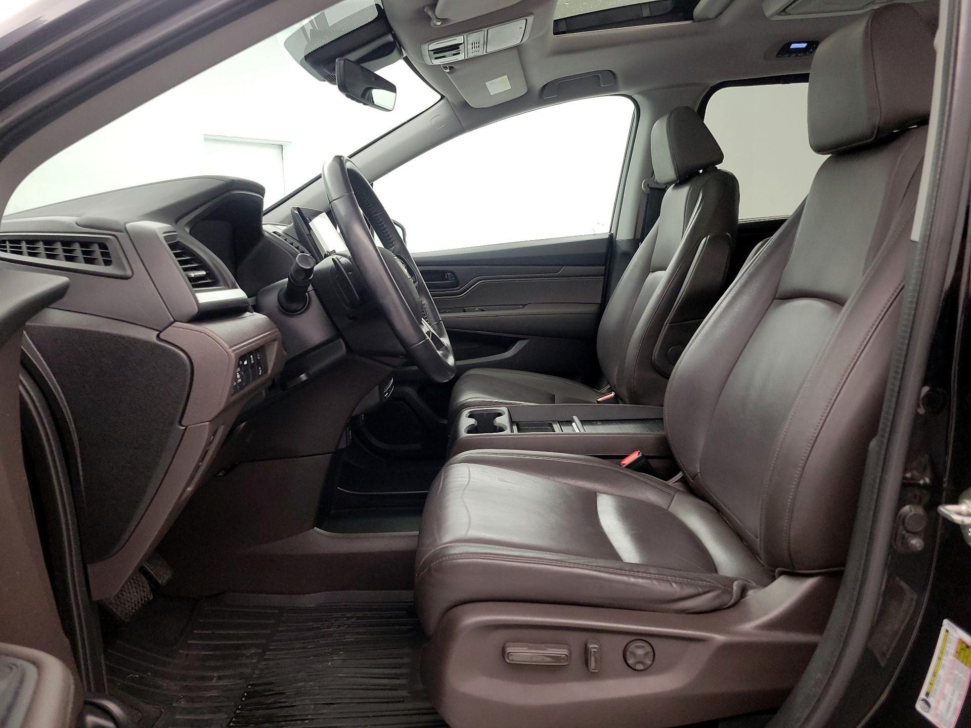 Thumbnail: 2018 Honda Odyssey - 11