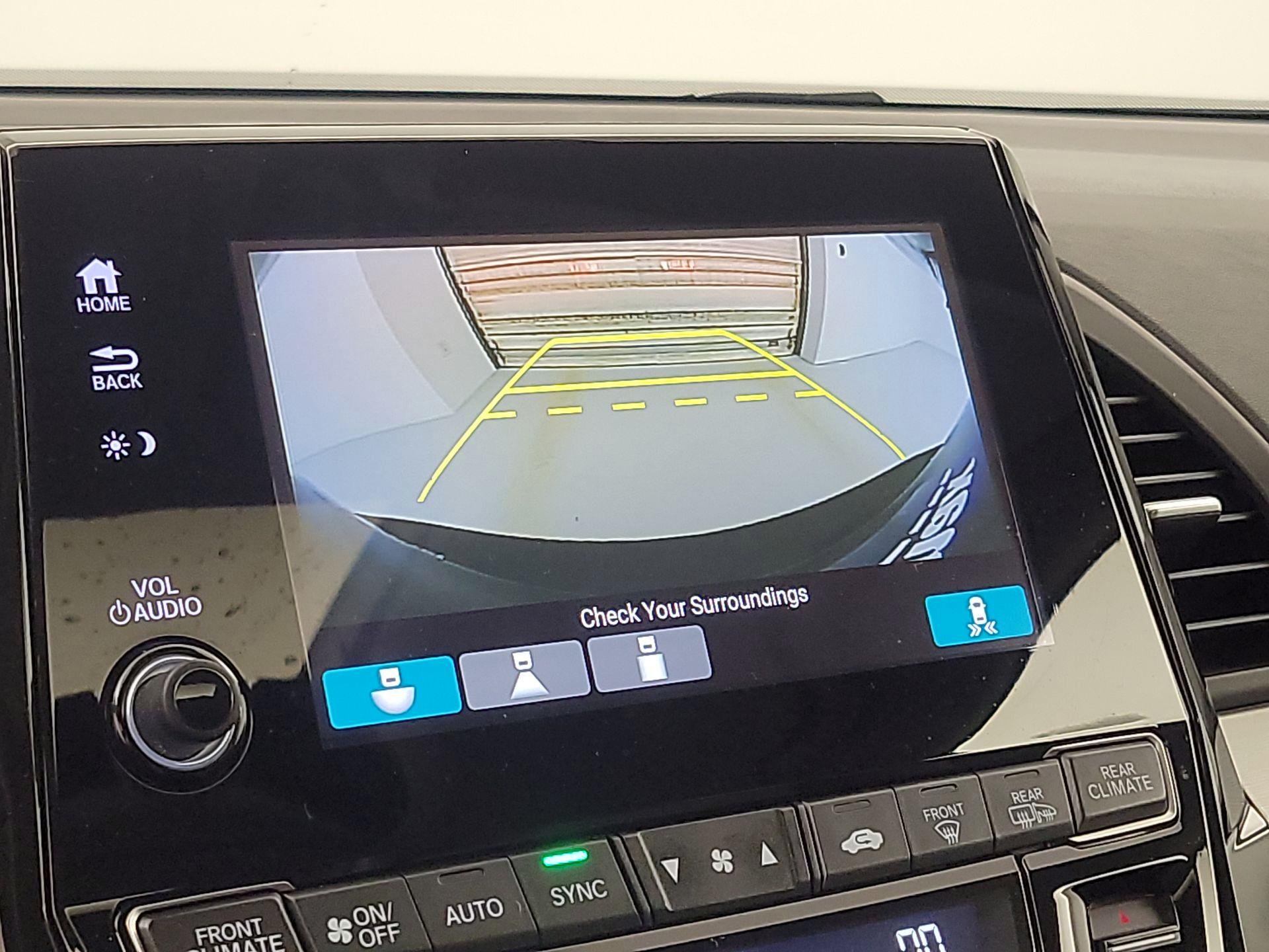 Thumbnail: 2018 Honda Odyssey - 15