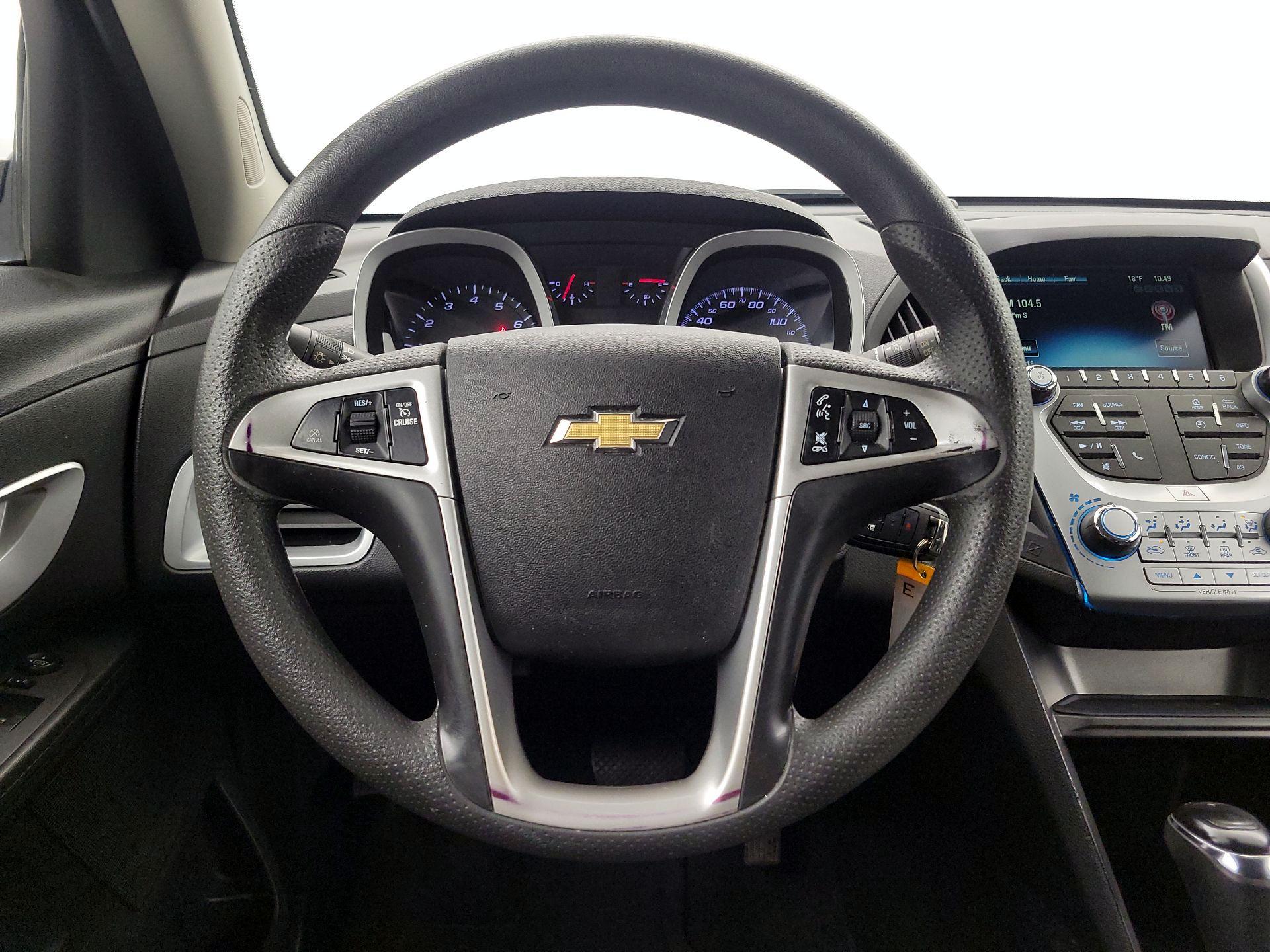 Thumbnail: 2017 Chevrolet Equinox - 10