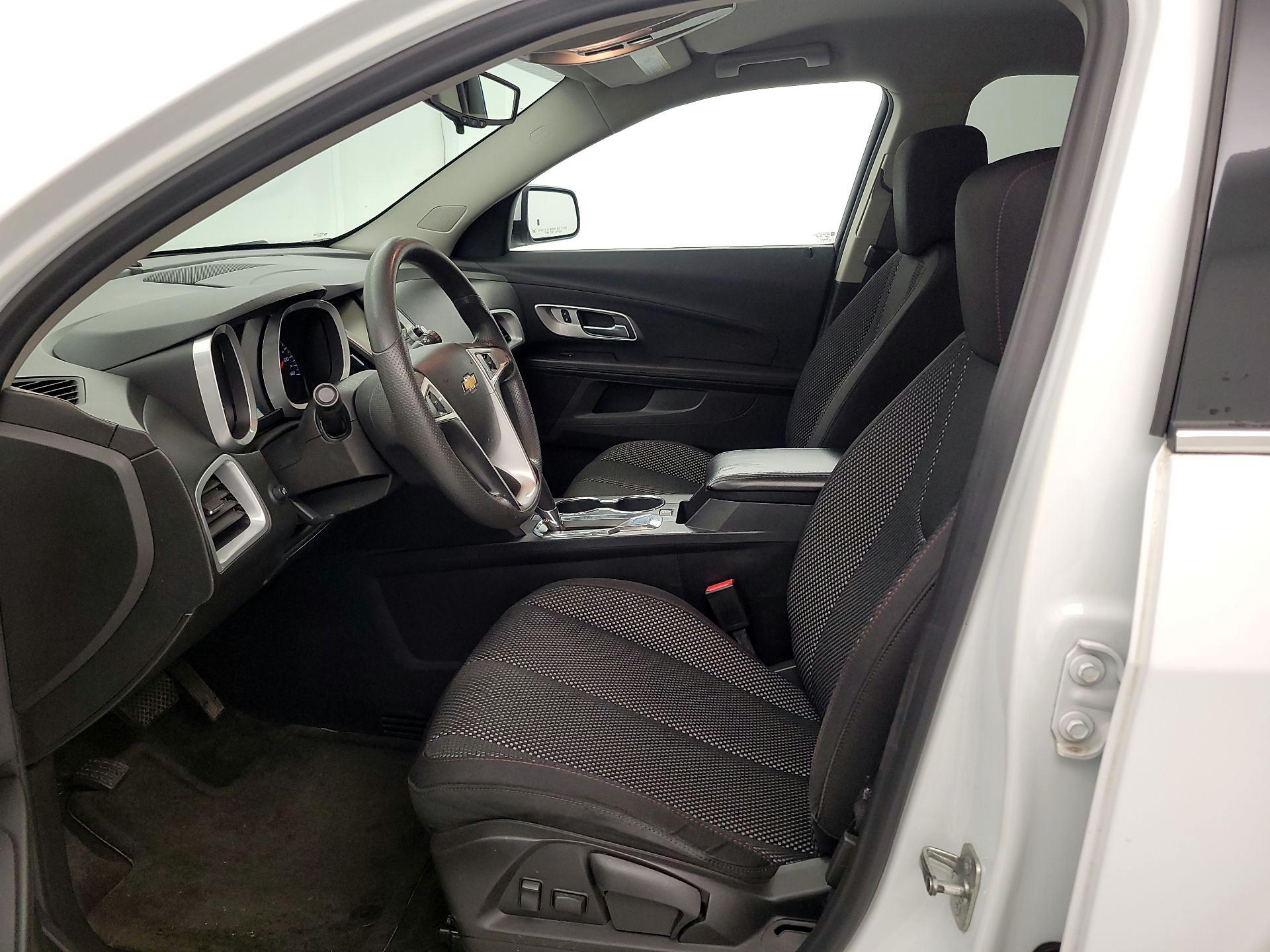 Thumbnail: 2017 Chevrolet Equinox - 11