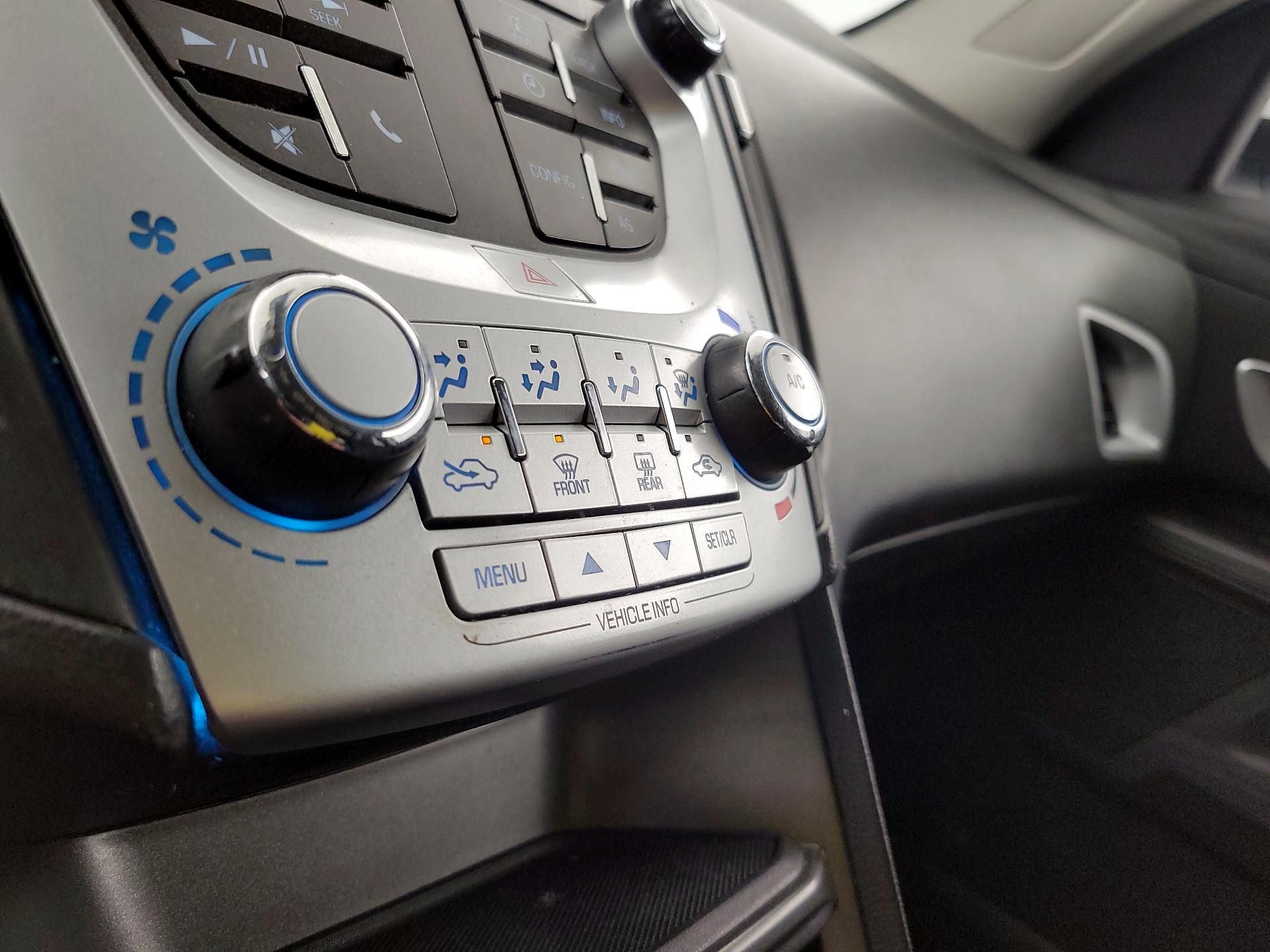 Thumbnail: 2017 Chevrolet Equinox - 15