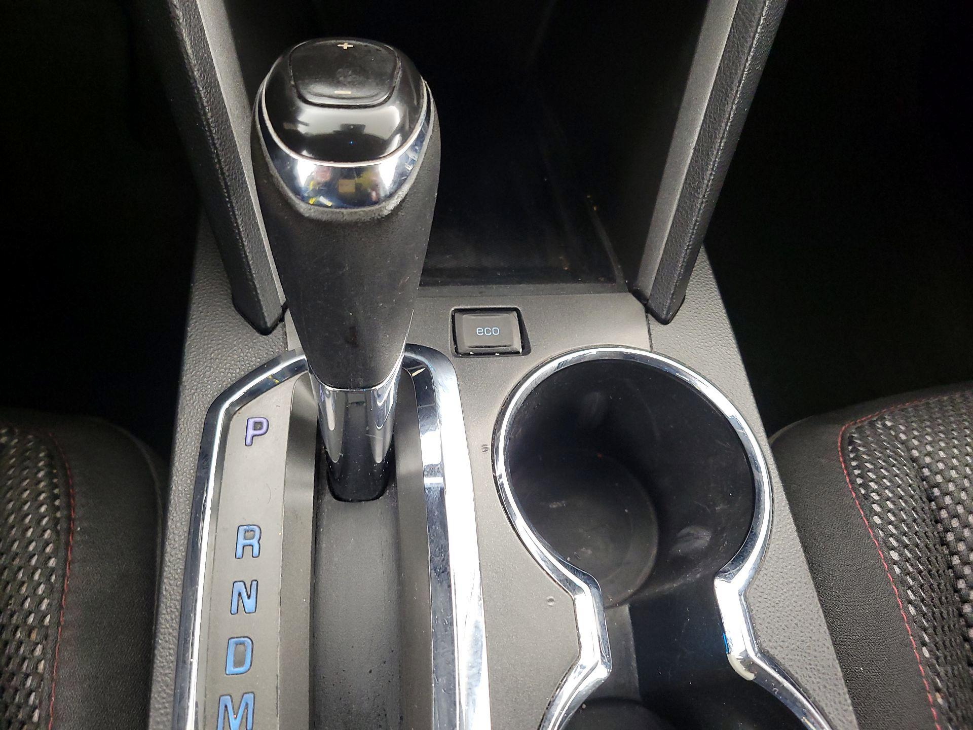 Thumbnail: 2017 Chevrolet Equinox - 16