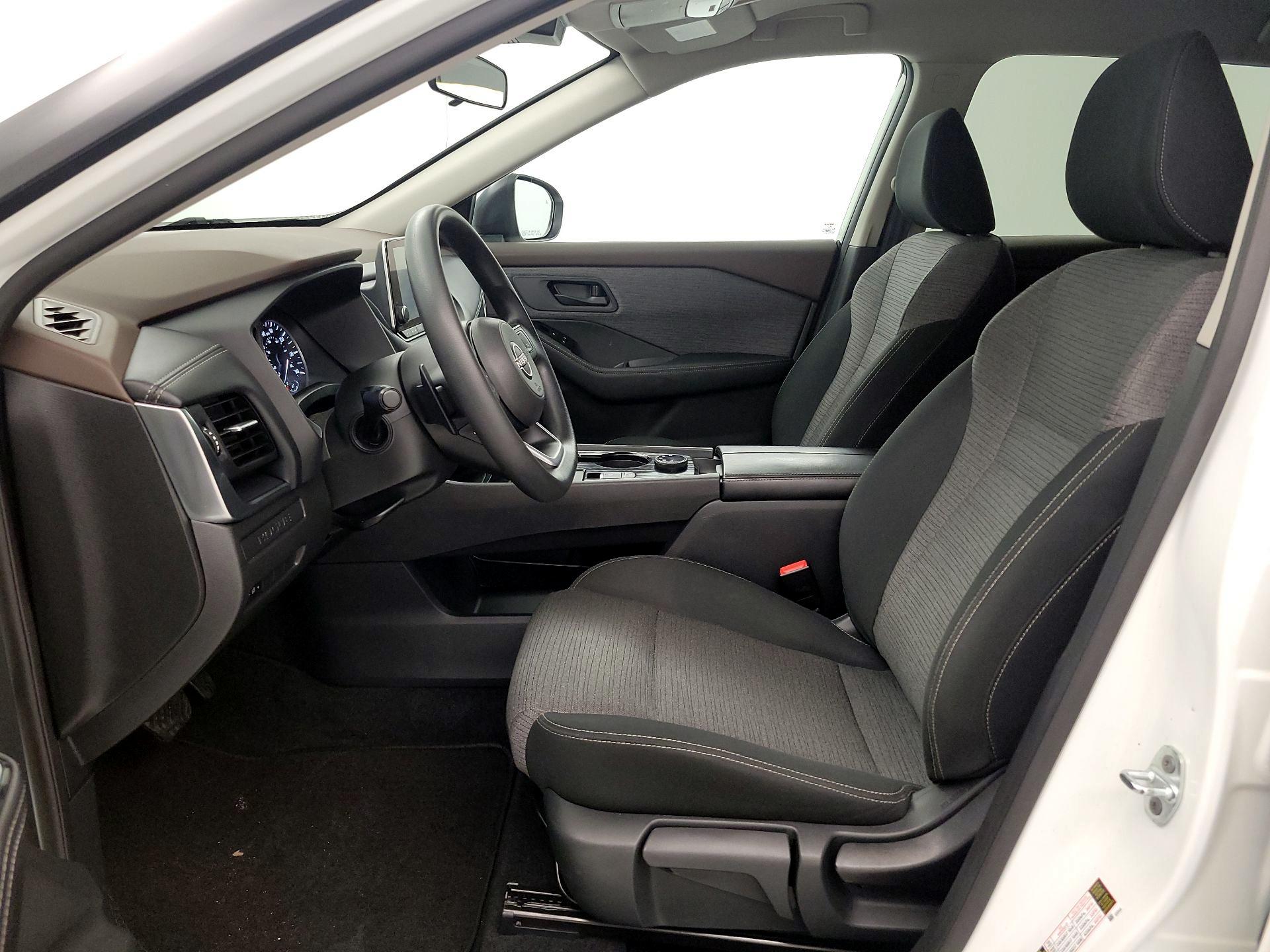 Thumbnail: 2022 Nissan Rogue - 11