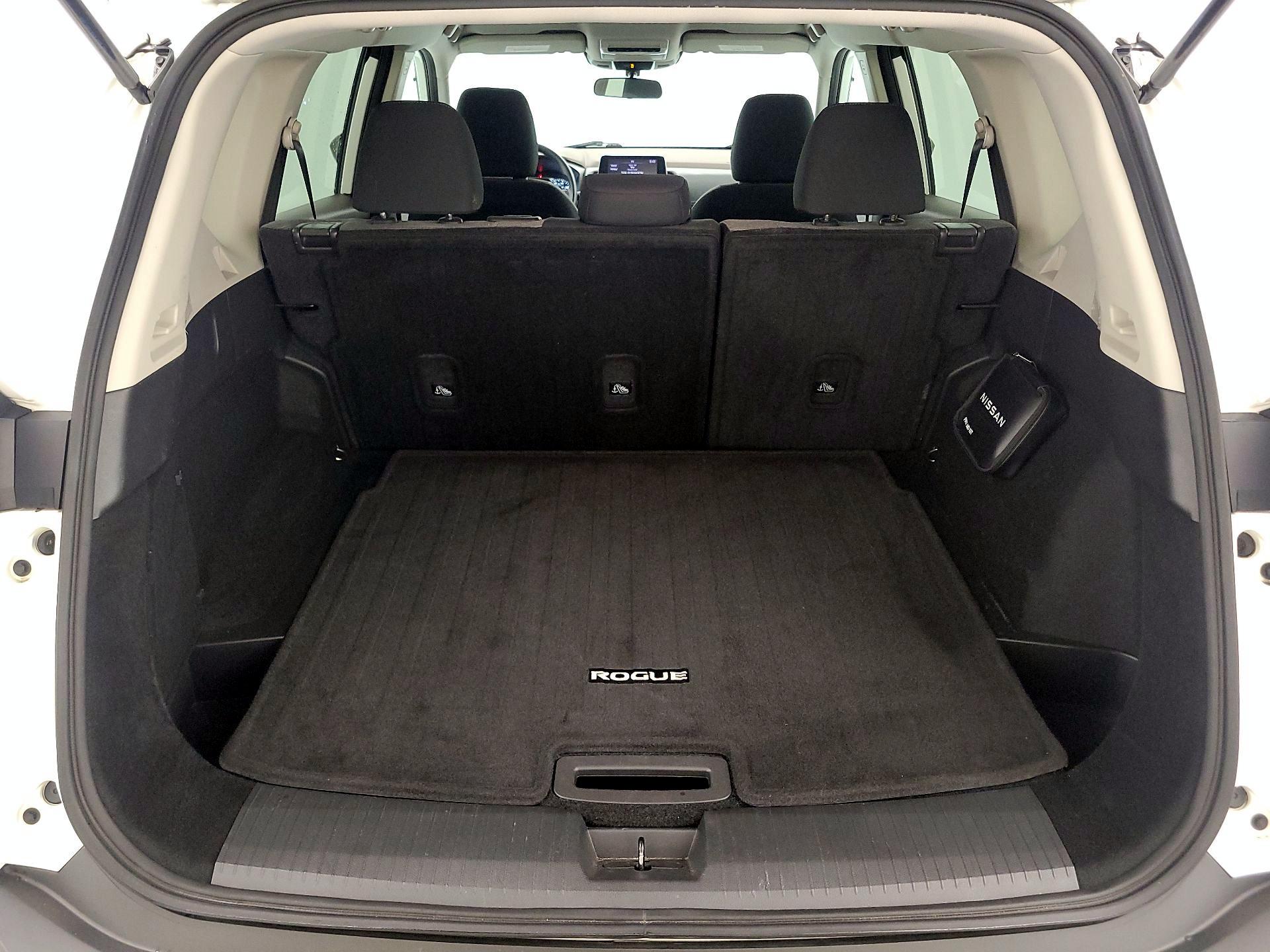 Thumbnail: 2022 Nissan Rogue - 20