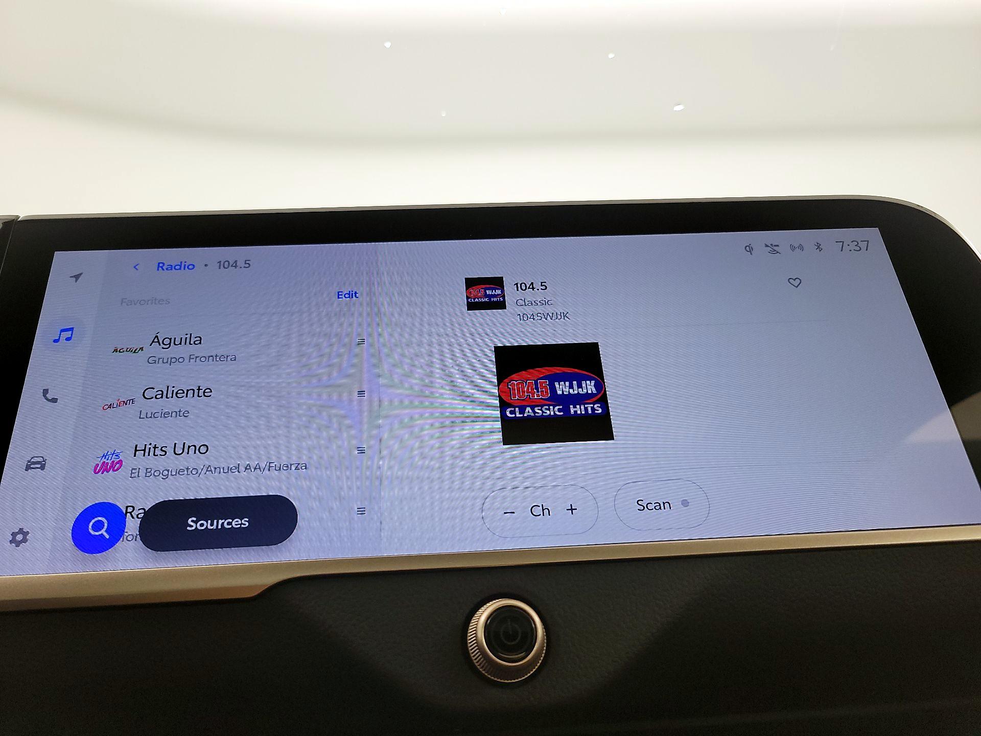 Thumbnail: 2023 Toyota Crown - 15