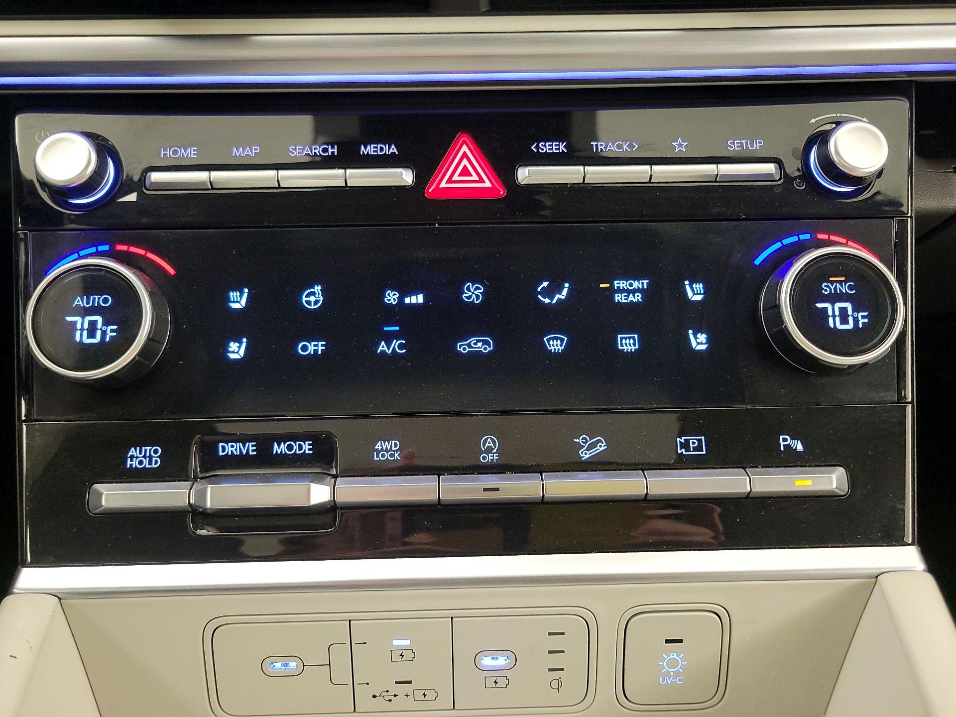 Thumbnail: 2024 Hyundai Santa Fe - 17