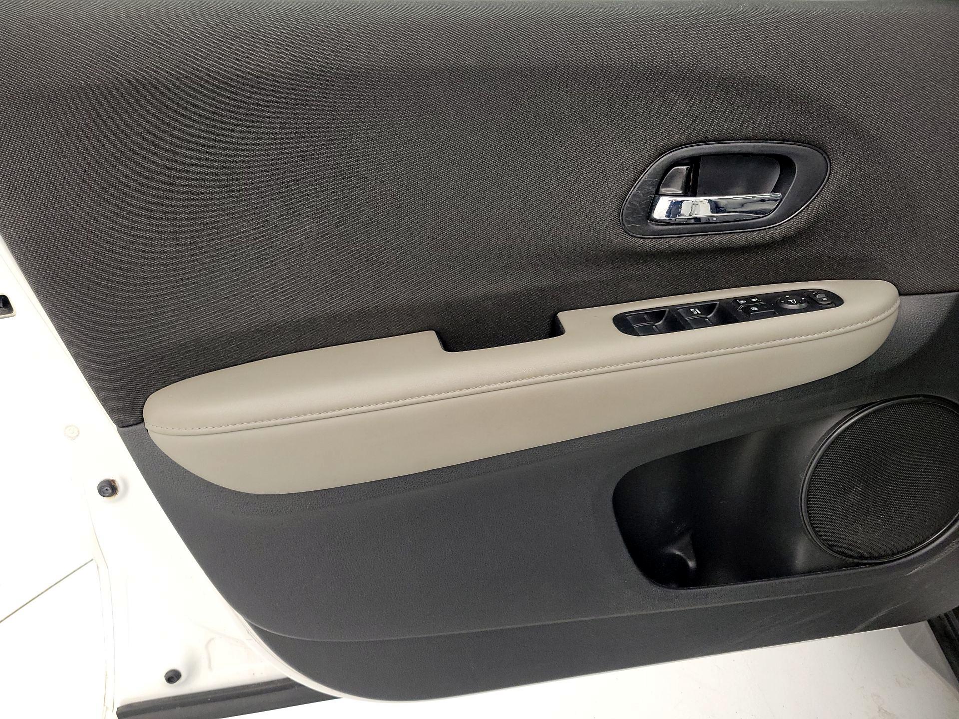 Thumbnail: 2020 Honda HR-V - 12