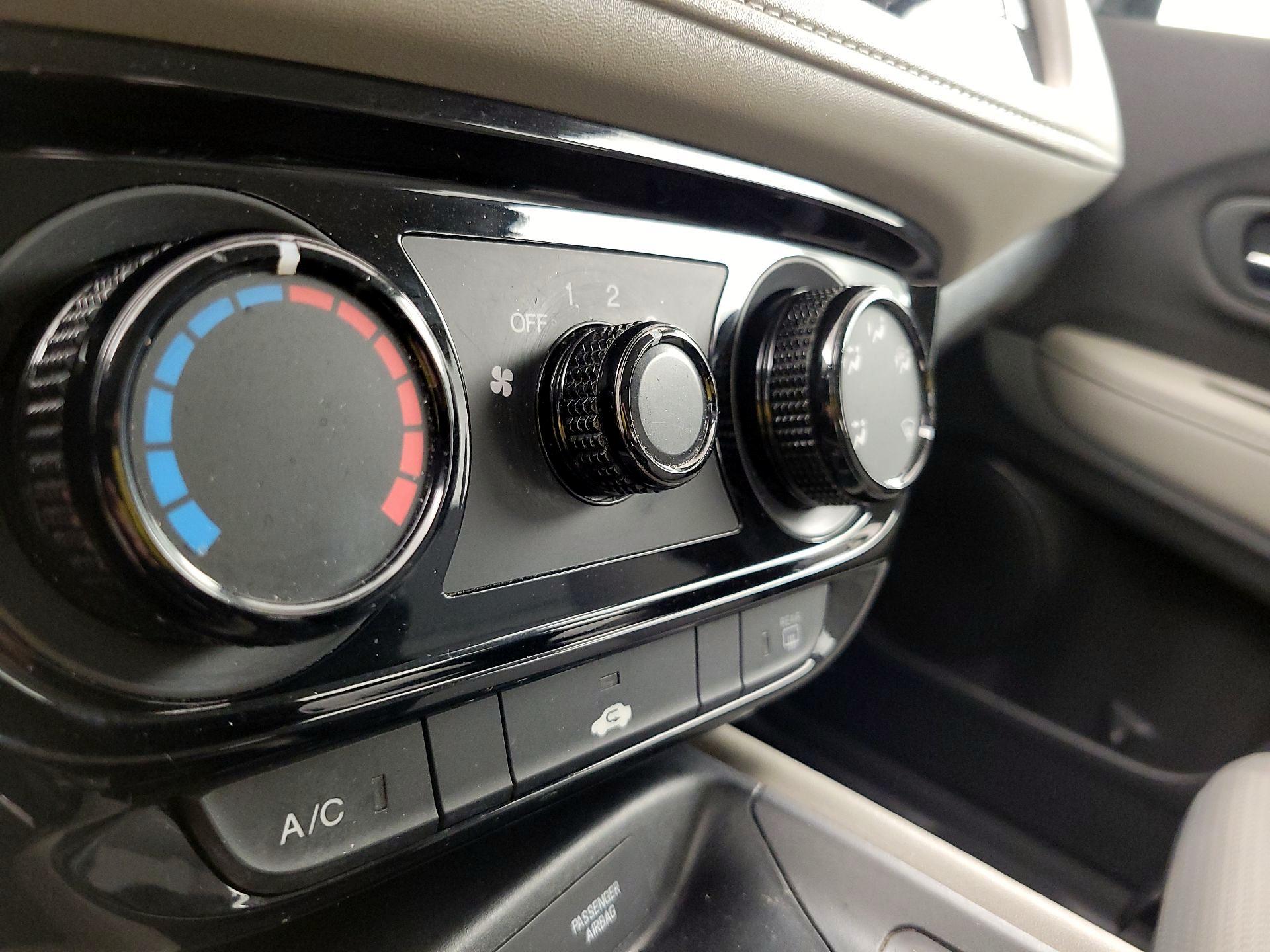 Thumbnail: 2020 Honda HR-V - 16