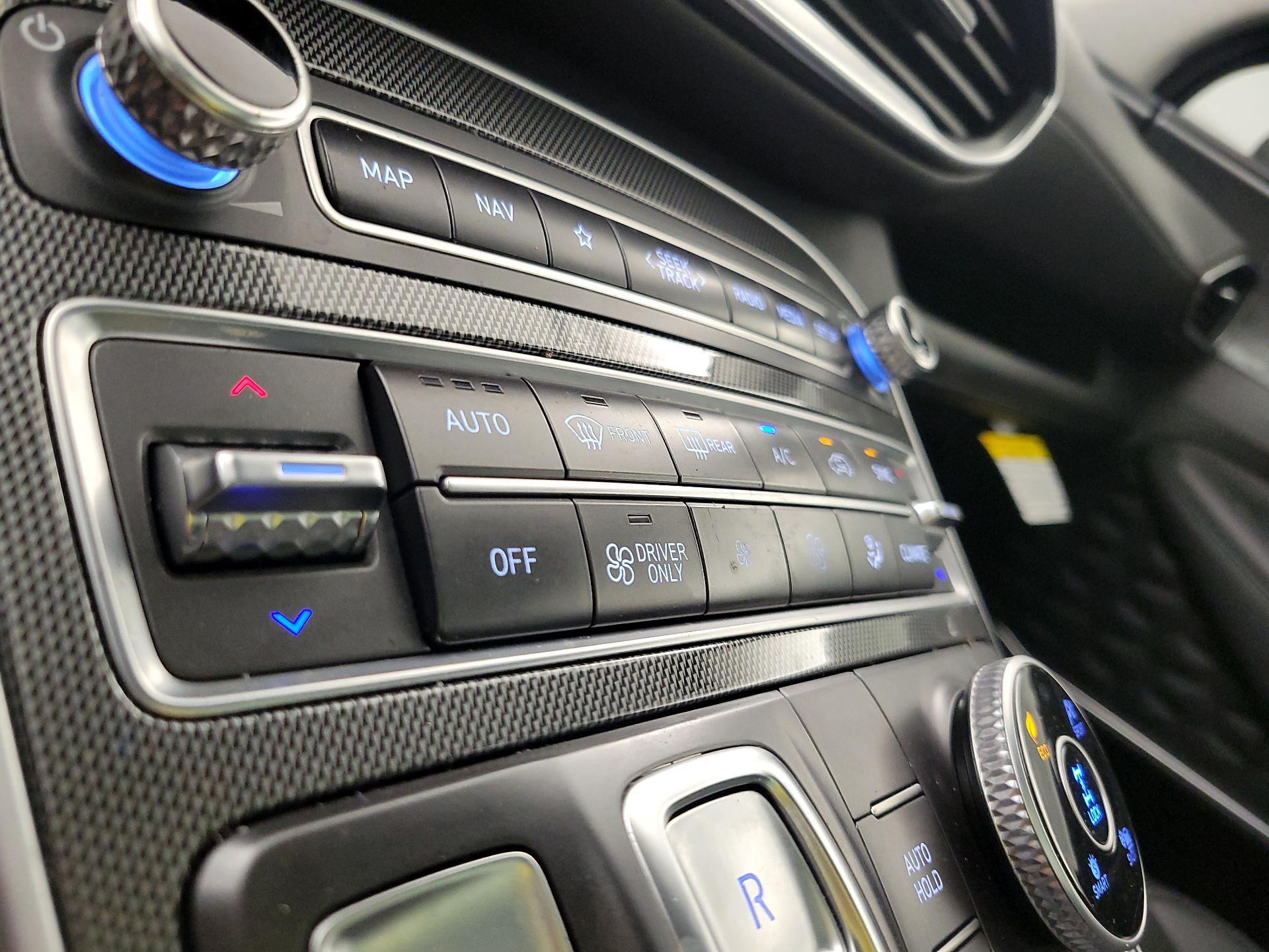 Thumbnail: 2022 Hyundai Santa Fe - 17