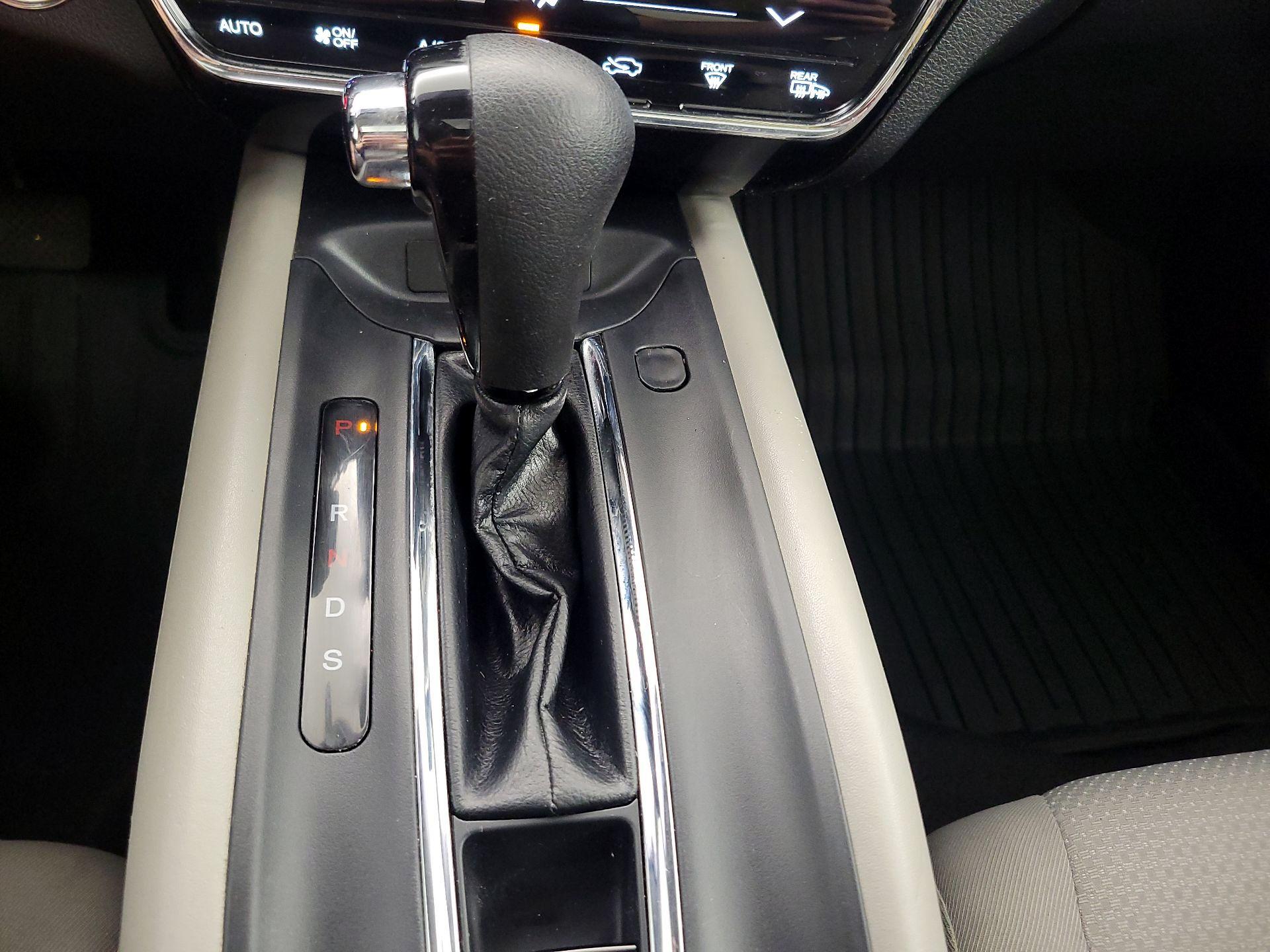 Thumbnail: 2021 Honda HR-V - 17