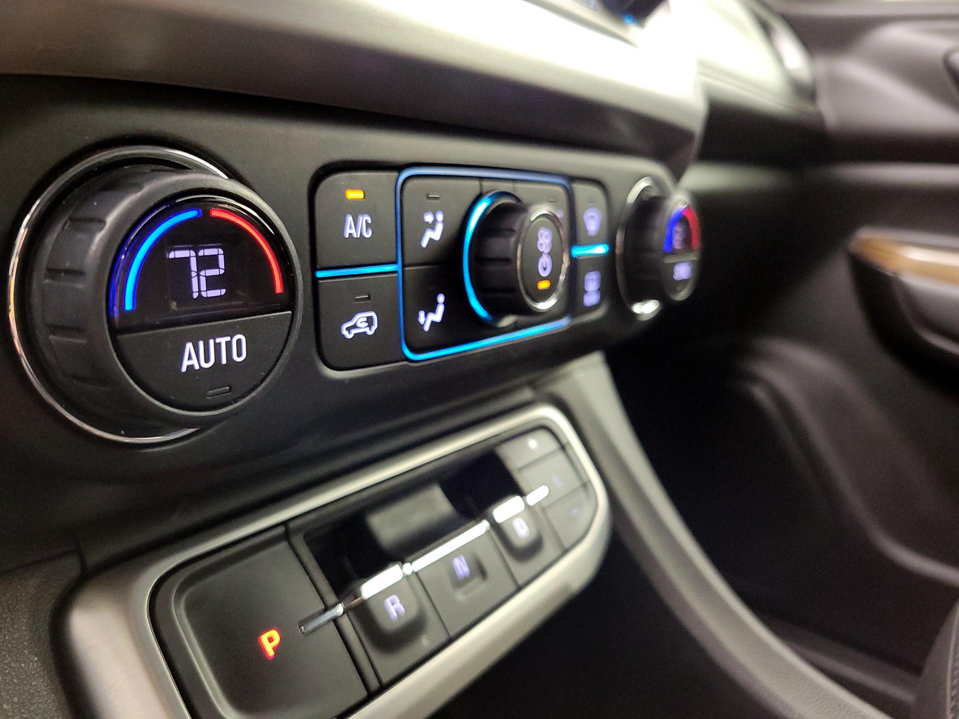 Thumbnail: 2021 GMC Acadia - 16