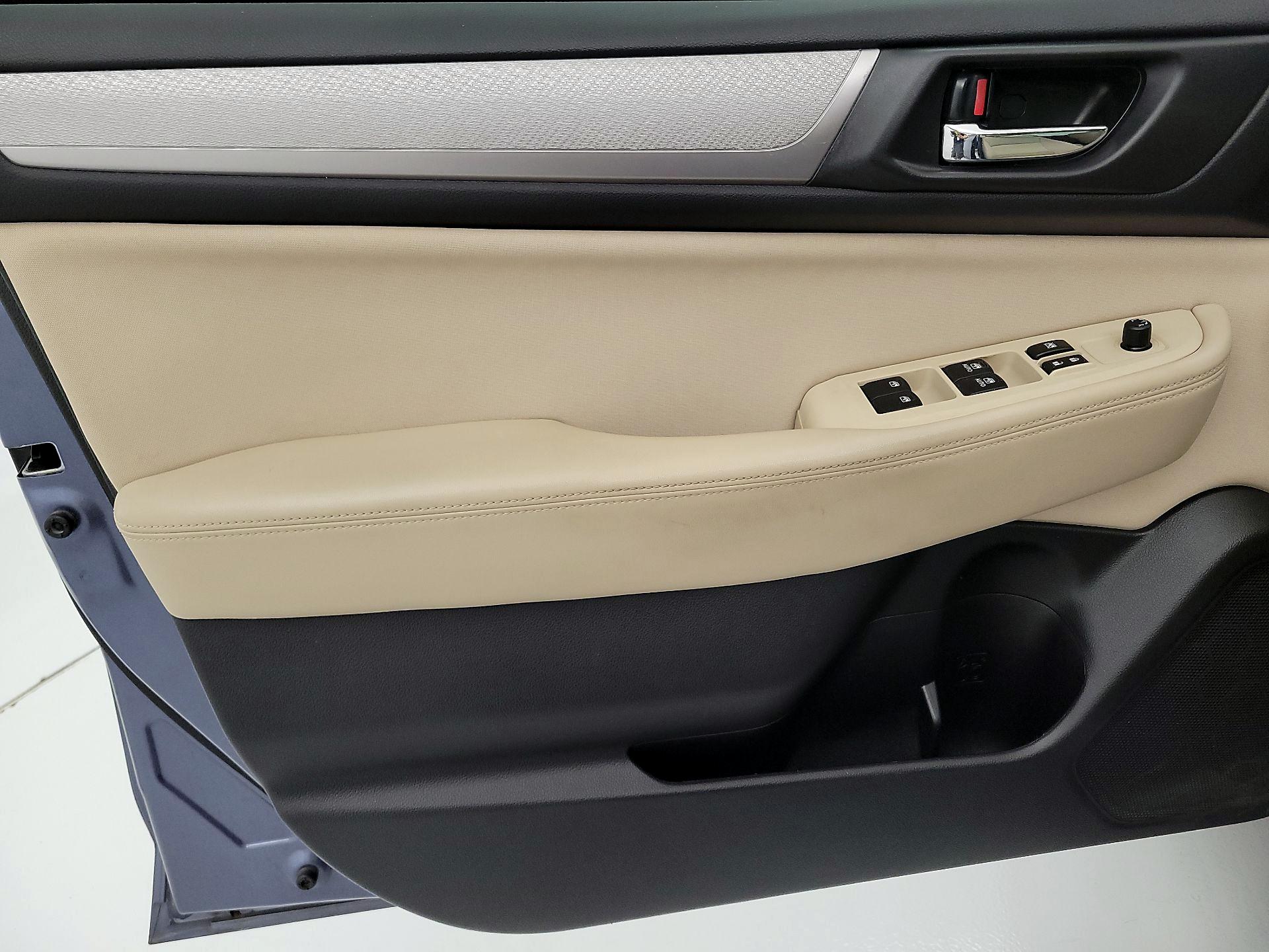 Thumbnail: 2015 Subaru Legacy - 12