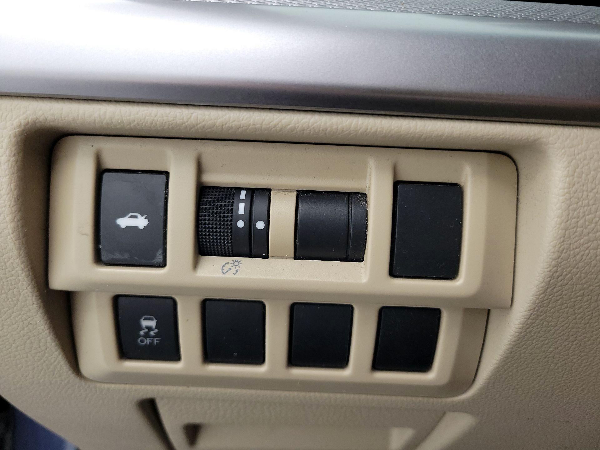 Thumbnail: 2015 Subaru Legacy - 13